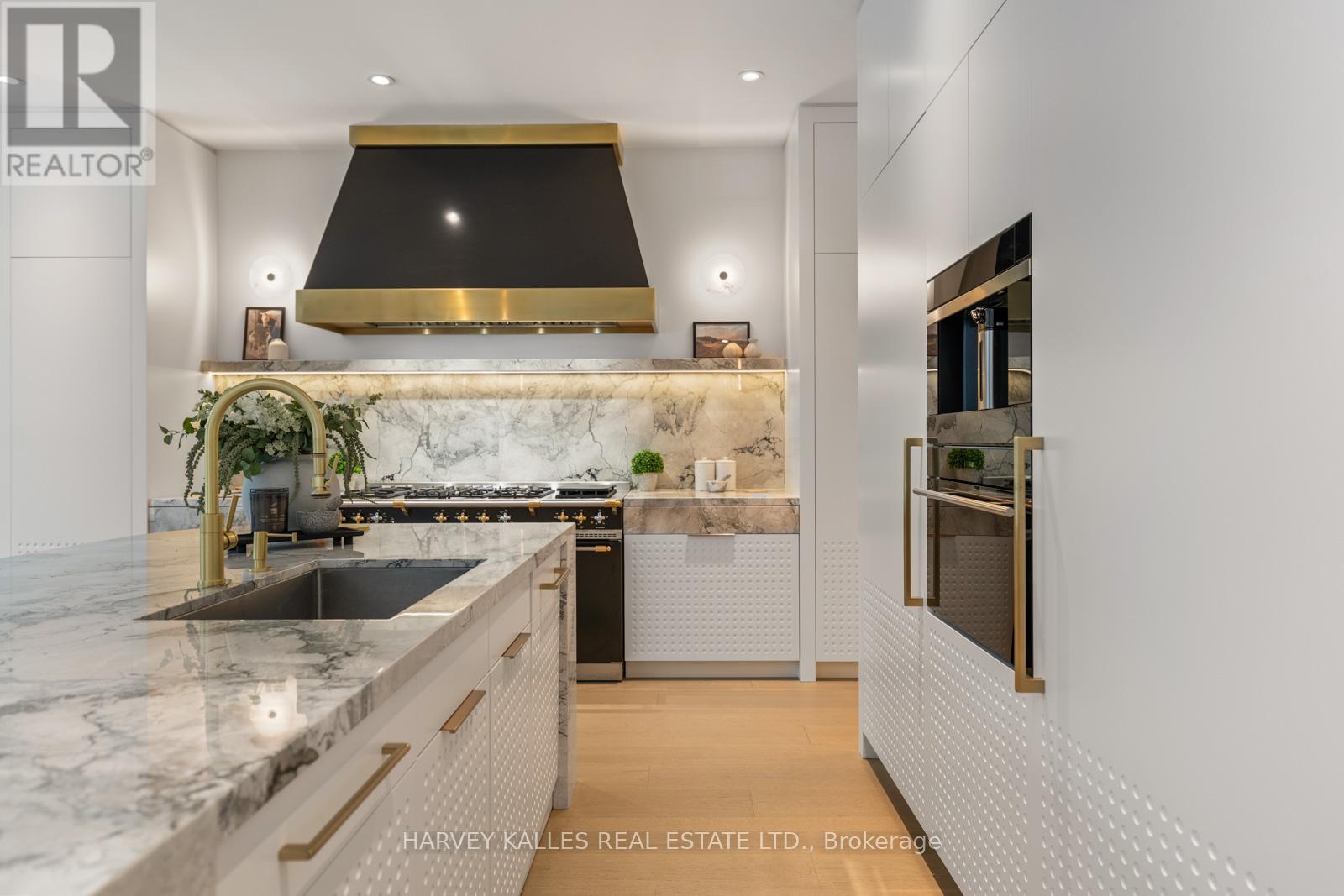 335 Lytton Boulevard, Toronto (Lawrence Park South), Ontario  M5N 1R9 - Photo 12 - C12806754