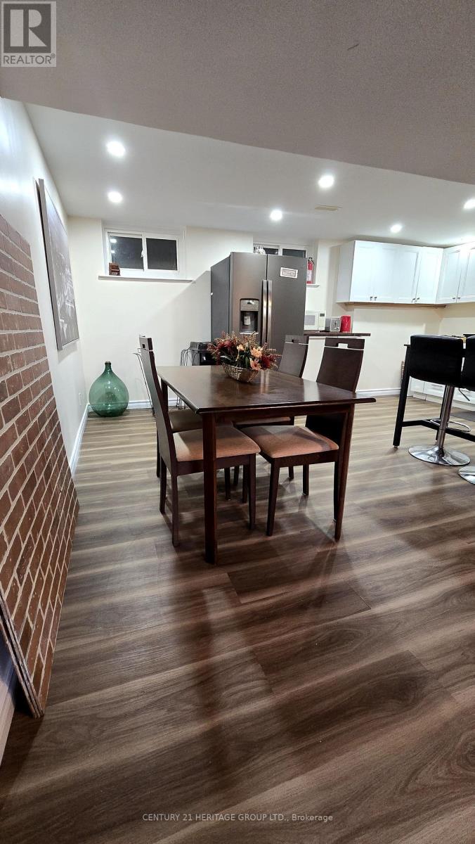 77 Aurora Heights Drive, Aurora (Aurora Heights), Ontario  L4G 2X1 - Photo 6 - N12776970