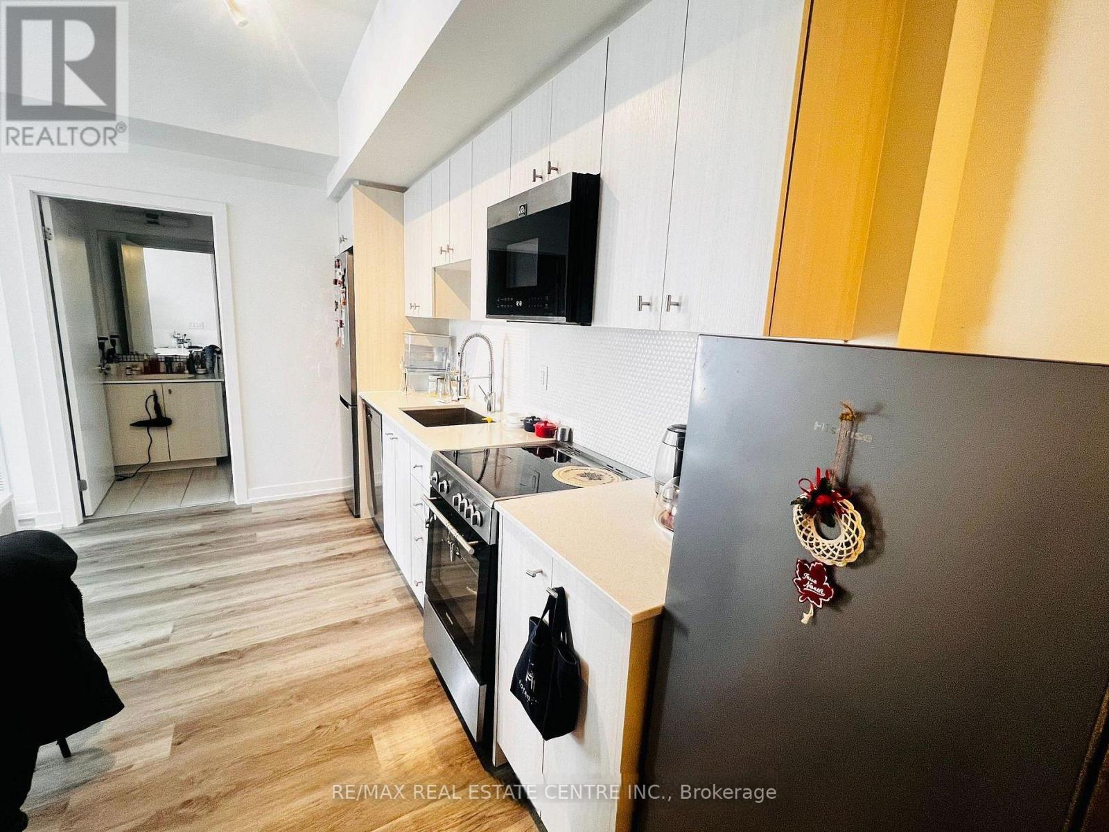 1902 - 15 Wellington Street S, Kitchener, Ontario  N2G 0E4 - Photo 8 - X12802582