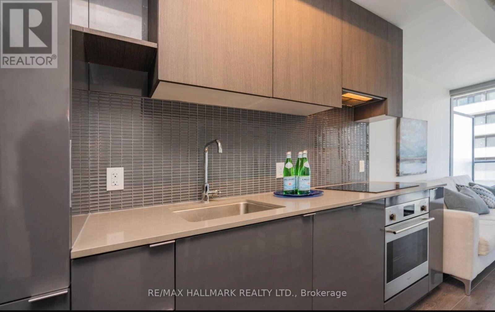 1107 - 161 Roehampton Avenue, Toronto, Ontario  M4P 1P9 - Photo 16 - C12805578