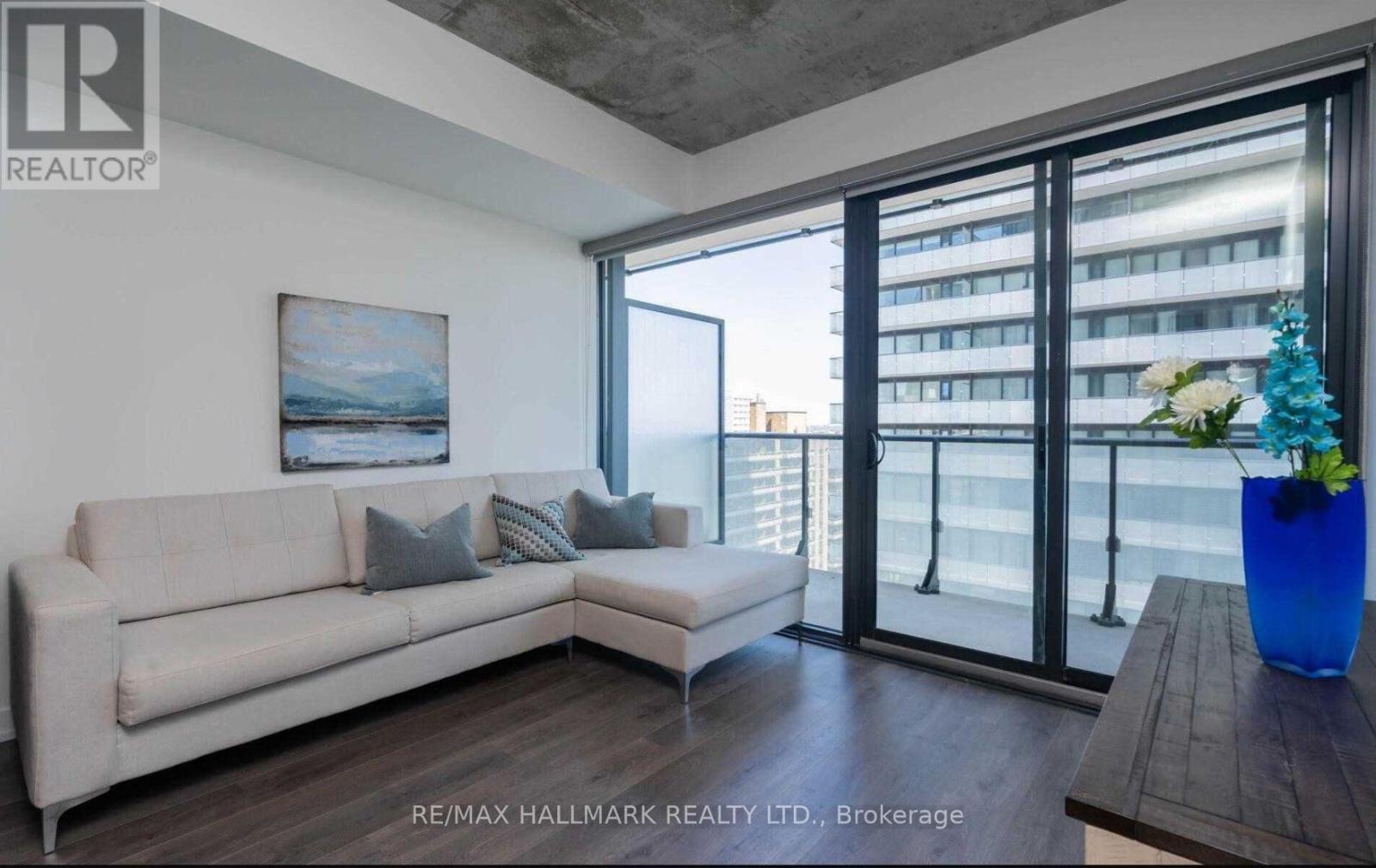 1107 - 161 Roehampton Avenue, Toronto, Ontario  M4P 1P9 - Photo 6 - C12805578