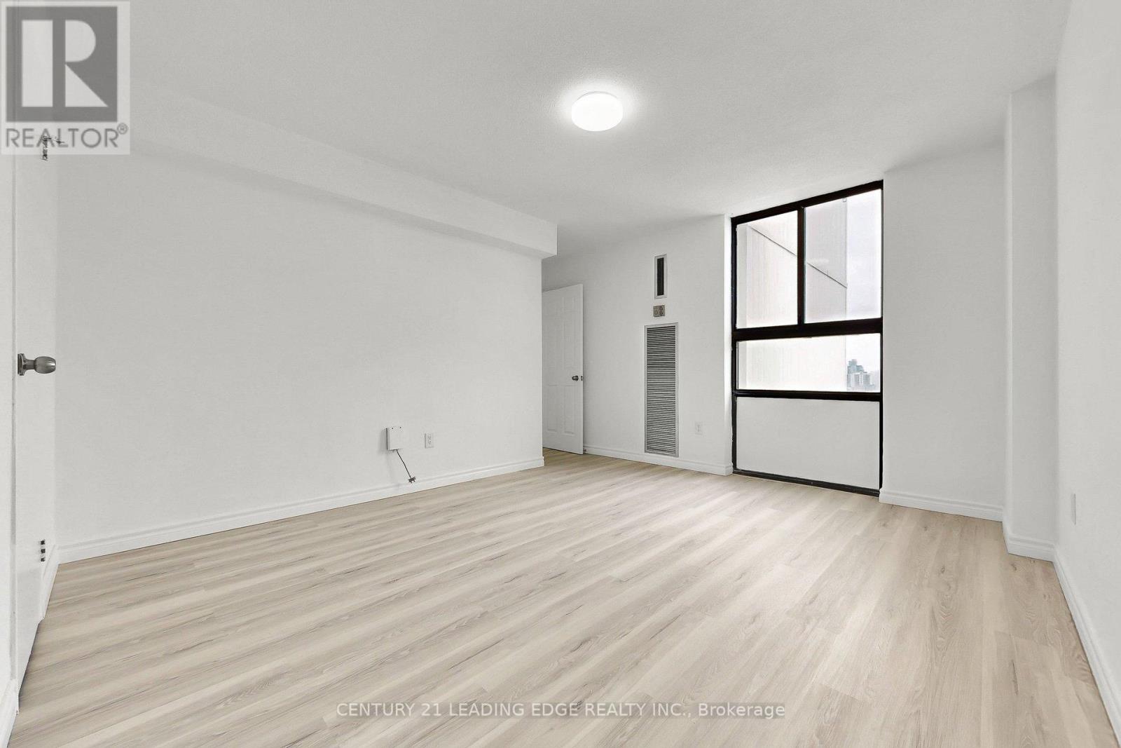 1604 - 260 Seneca Hill Drive, Toronto, Ontario  M2J 4S6 - Photo 14 - C12806374