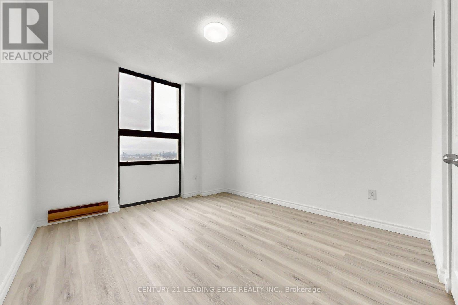 1604 - 260 Seneca Hill Drive, Toronto, Ontario  M2J 4S6 - Photo 17 - C12806374