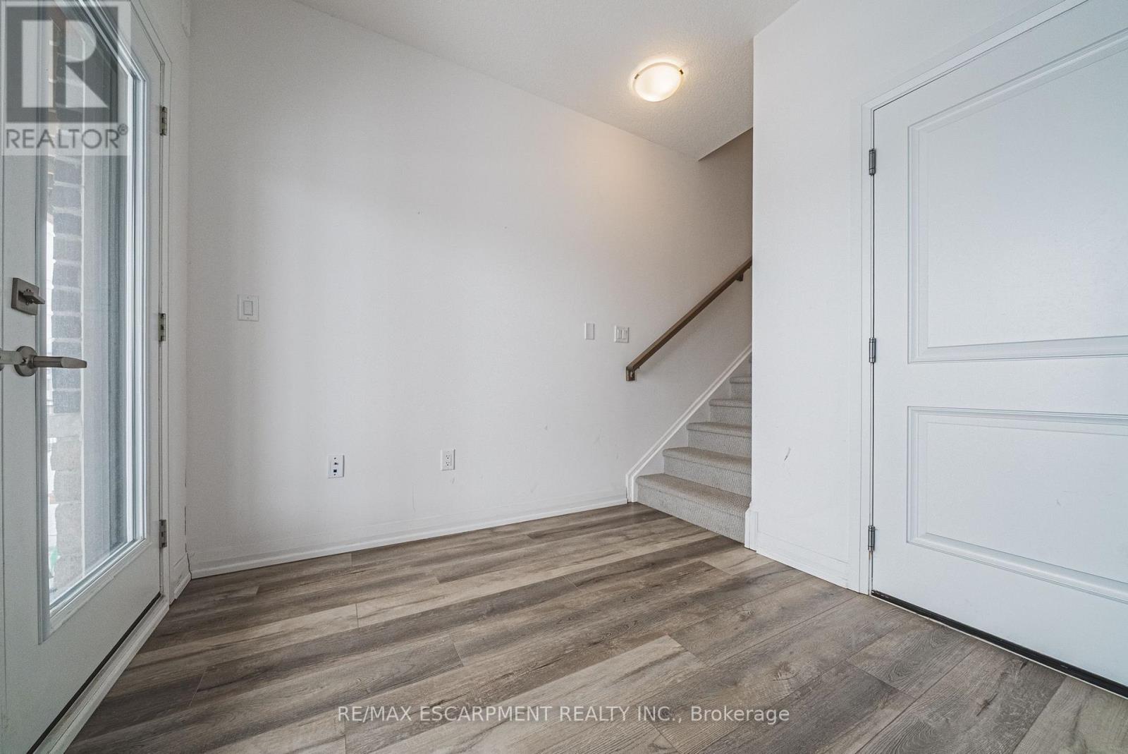 23 - 120 Court Drive, Brant (Paris), Ontario  N3L 0N2 - Photo 14 - X12653140