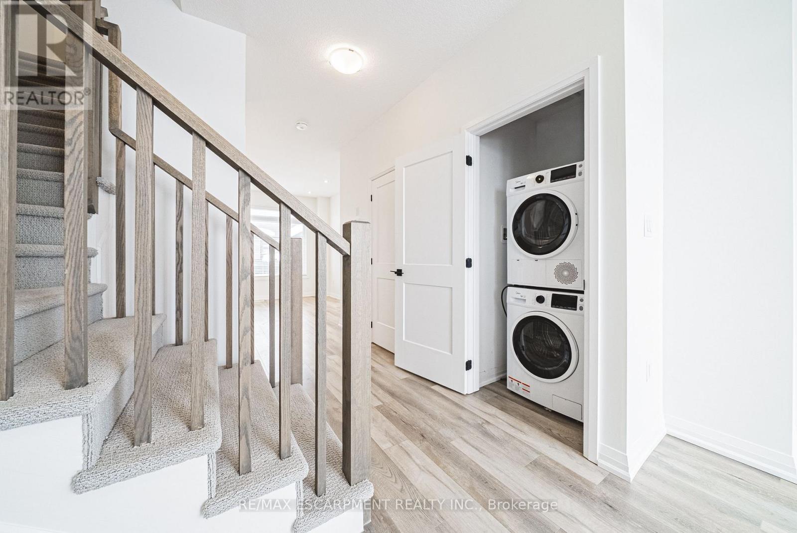 23 - 120 Court Drive, Brant (Paris), Ontario  N3L 0N2 - Photo 7 - X12653140