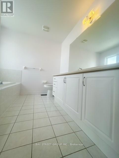 16 Silverdale Road N, Markham, Ontario  L6B 0N5 - Photo 10 - N12806684