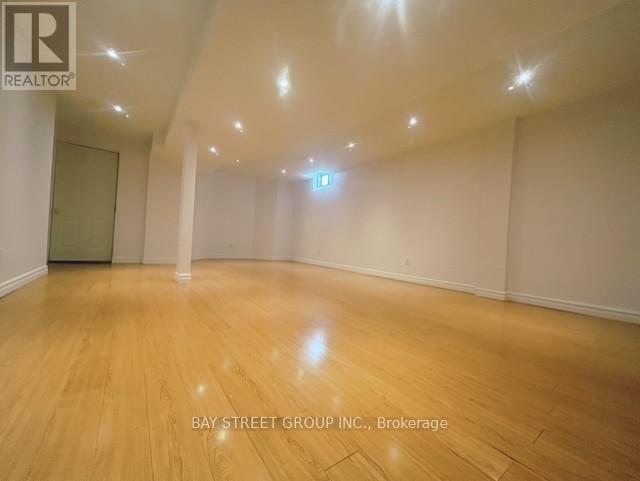 16 Silverdale Road N, Markham, Ontario  L6B 0N5 - Photo 12 - N12806684