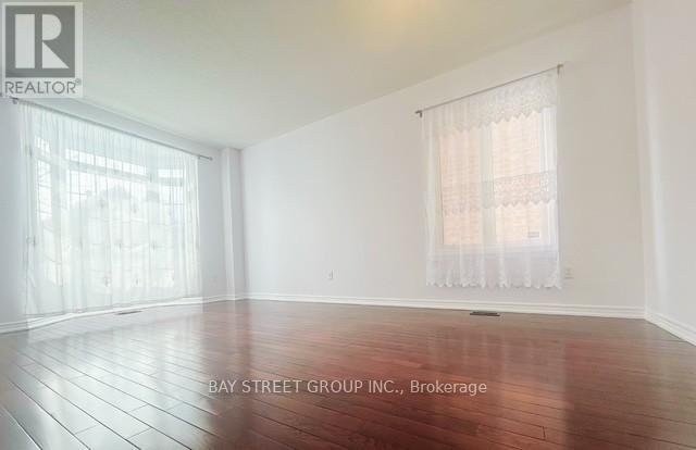 16 Silverdale Road N, Markham, Ontario  L6B 0N5 - Photo 2 - N12806684