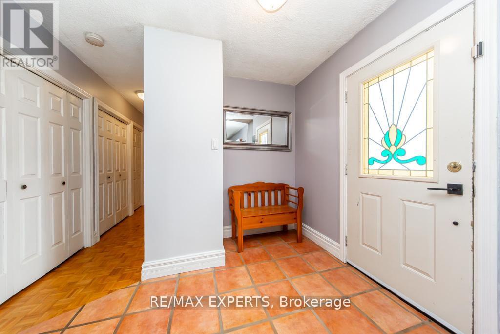 7440 17th Side Road, King, Ontario  L0G 1T0 - Photo 4 - N12806702