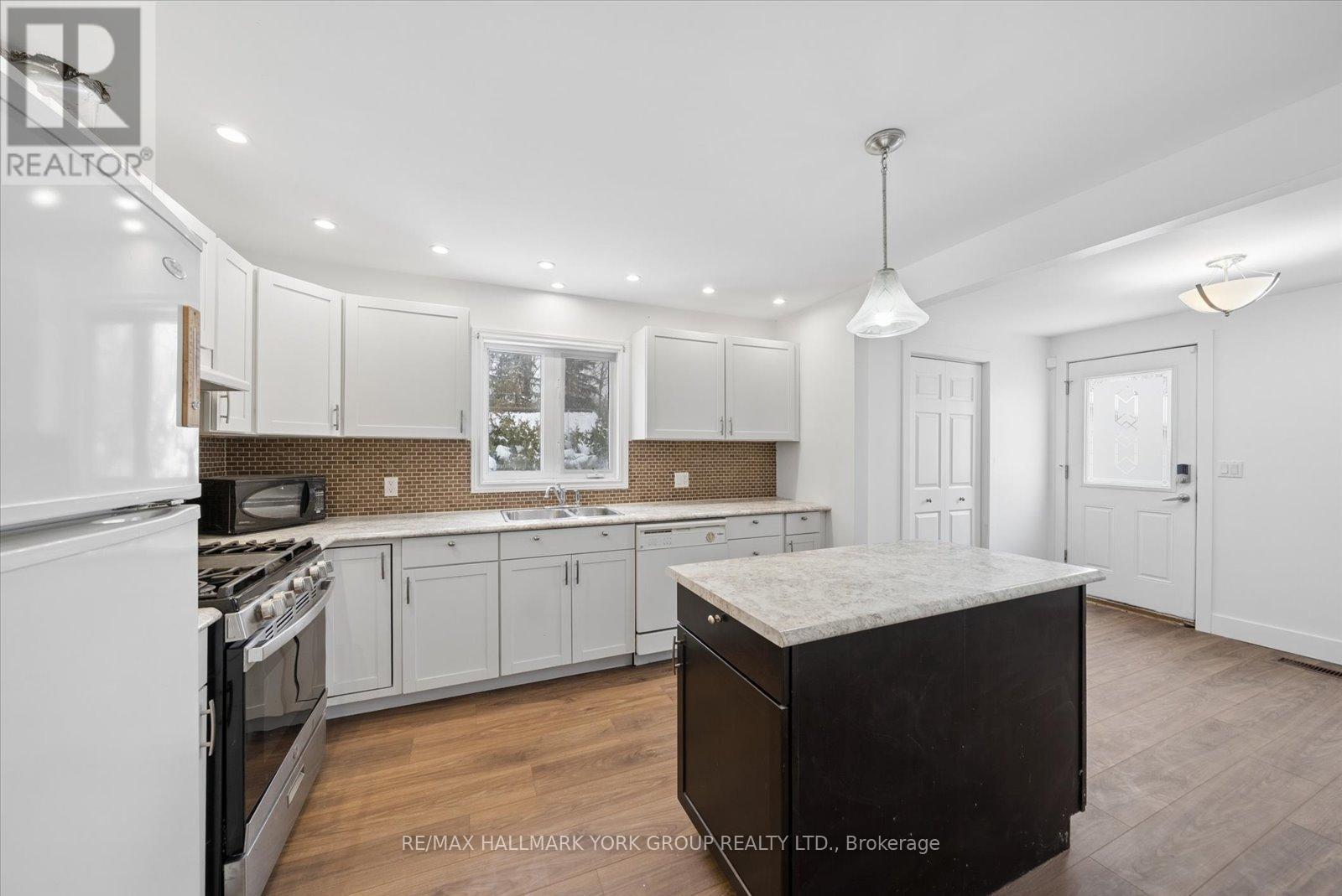 27008 Kennedy Road, Georgina, Ontario L0E 1S0 - Photo 7 - N12806740