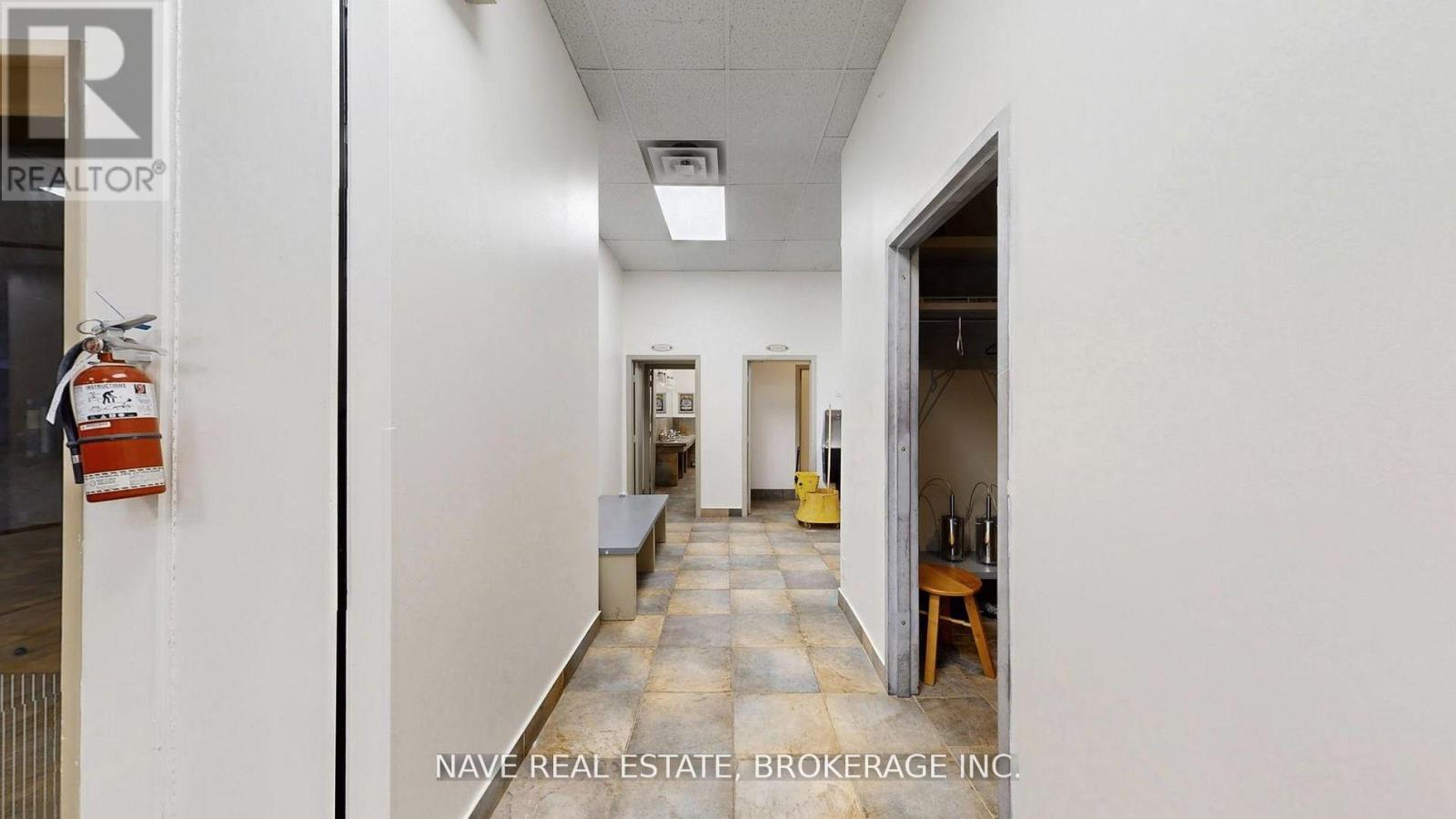 Unit G - 77-83 Davis Drive, Newmarket, Ontario  L3Y 2M9 - Photo 25 - N12806770