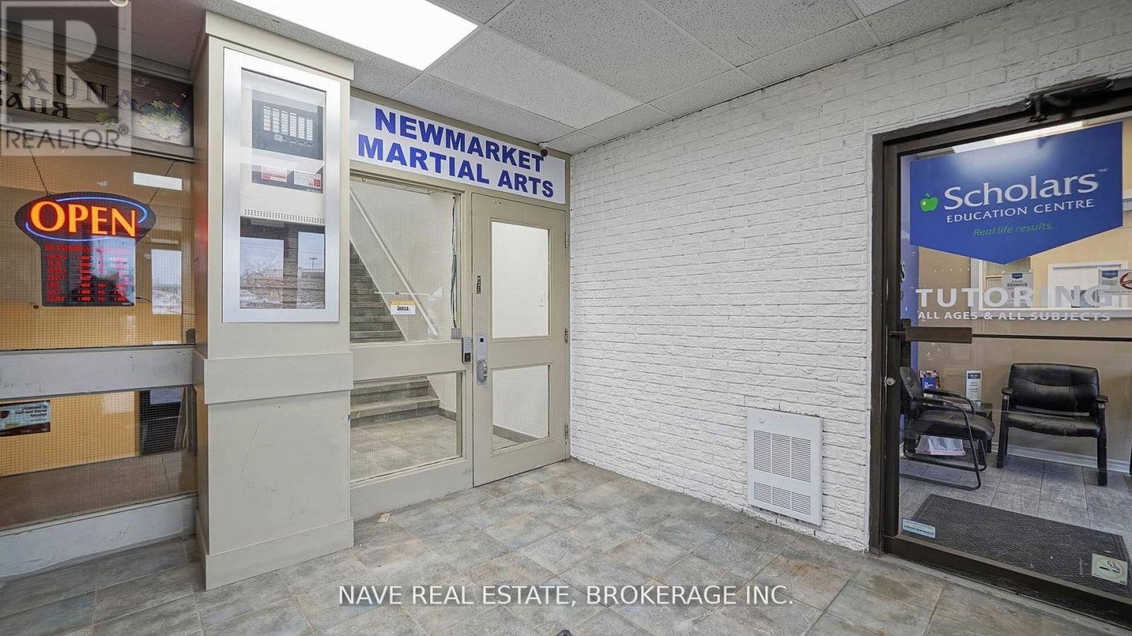 Unit G - 77-83 Davis Drive, Newmarket, Ontario  L3Y 2M9 - Photo 6 - N12806770