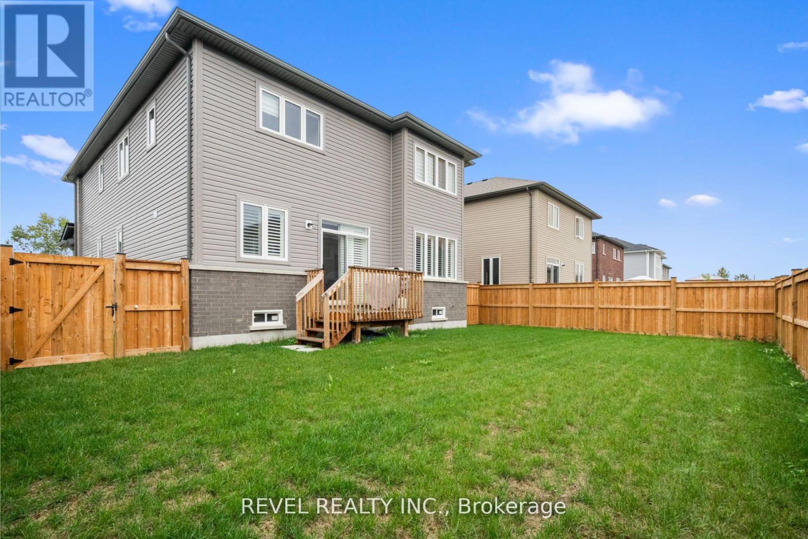 12 Emerald Street, Wasaga Beach, Ontario  L9Z 0K8 - Photo 40 - S12806730