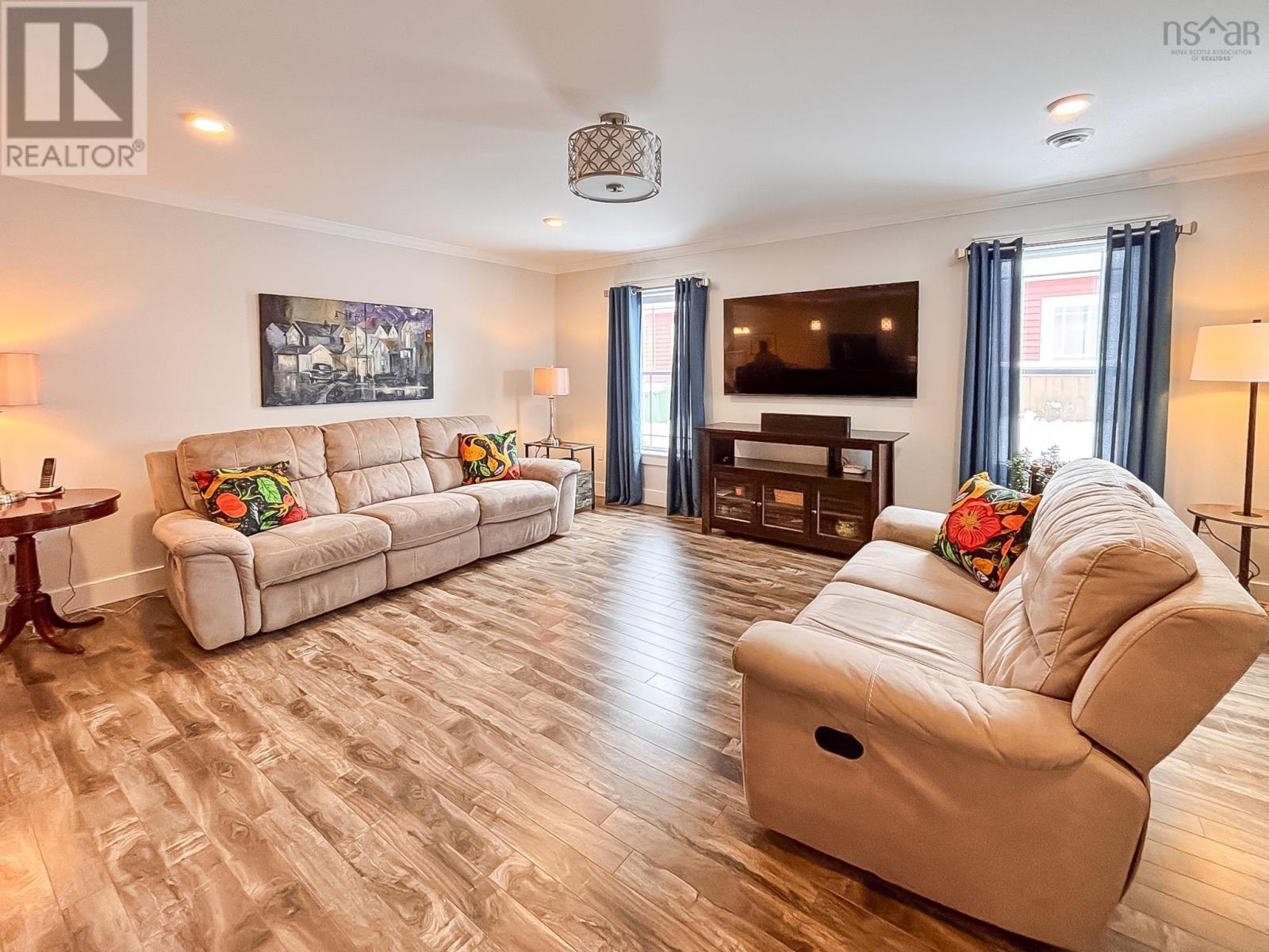 432 Glen Allan Drive, Bridgewater, Nova Scotia  B4V 0A8 - Photo 4 - 202602821