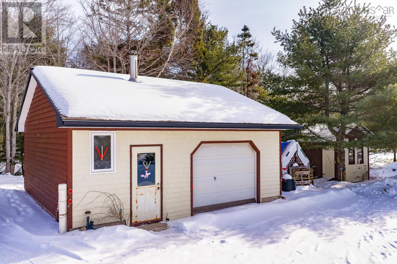 196 Hartz Point Road, Shelburne, Nova Scotia  B0T 1W0 - Photo 32 - 202603112