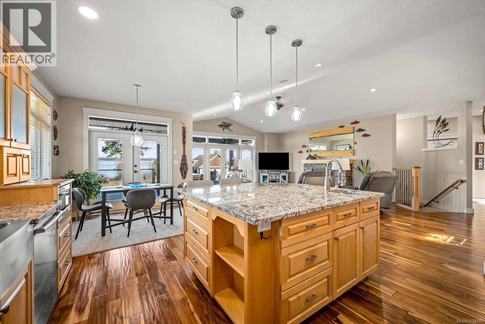 91 Larwood Rd, Campbell River, British Columbia  V9W 1S3 - Photo 11 - 1024319