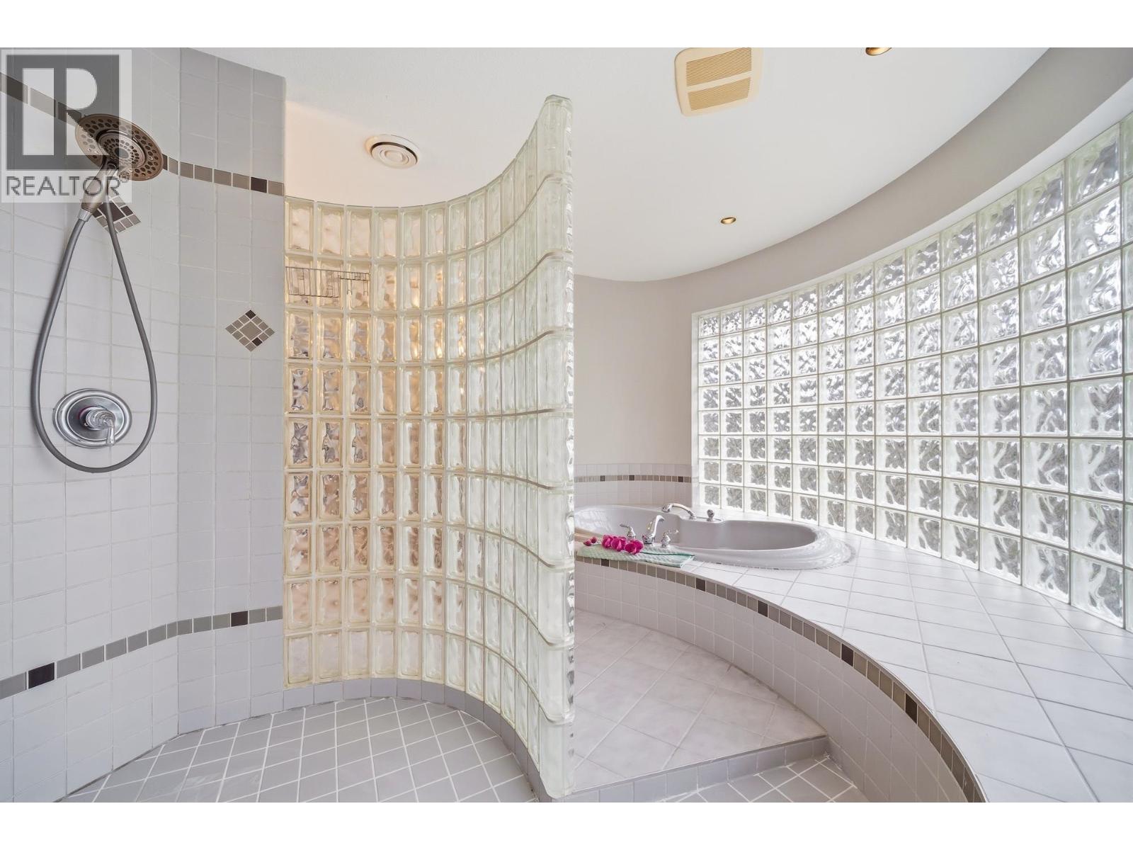 1075 Thomson Road, Anmore, British Columbia  V3H 4X9 - Photo 21 - R3091812