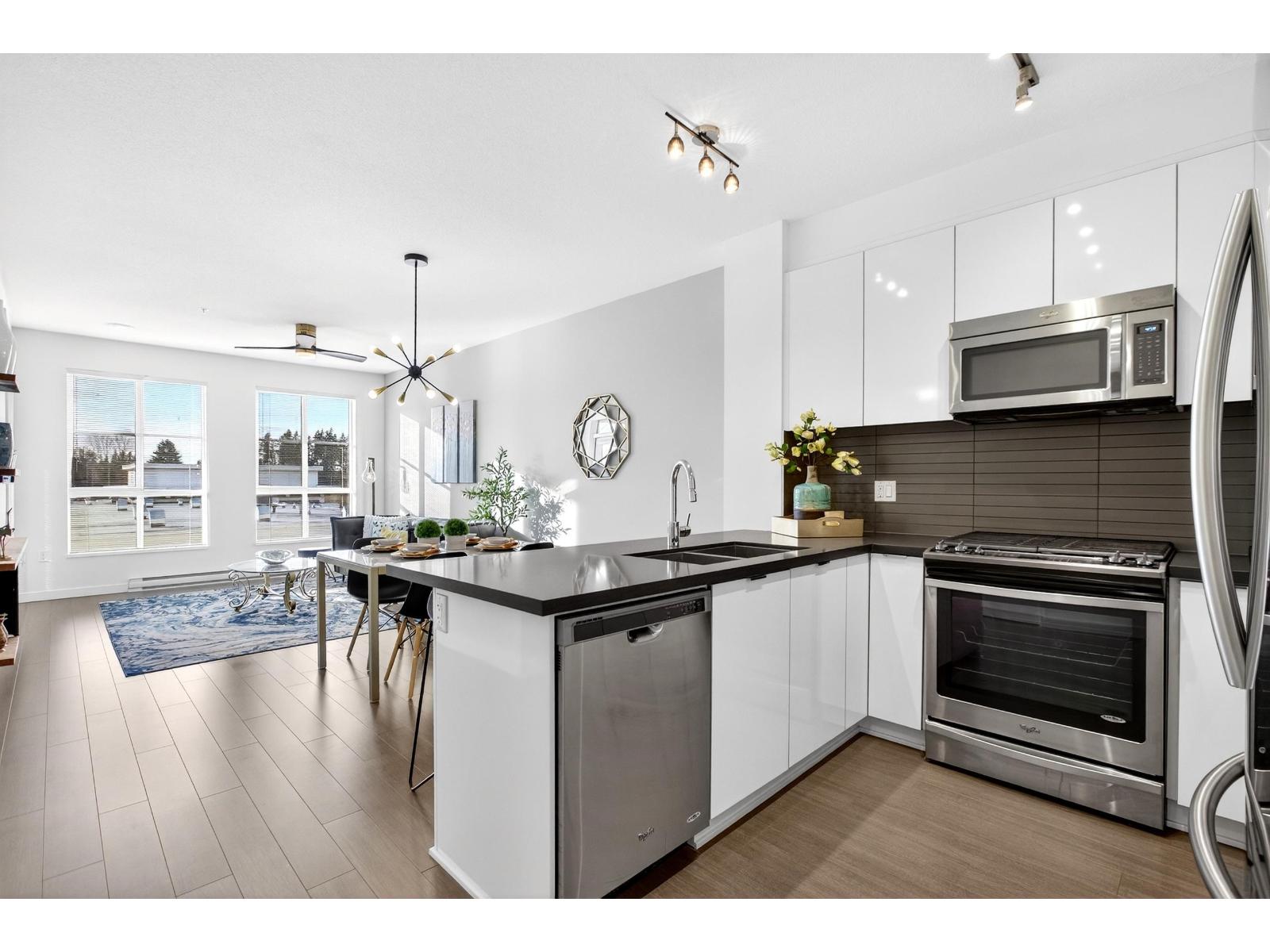 312 15168 33 Avenue, Surrey, British Columbia V3Z 0N7 - Photo 7 - R3091827