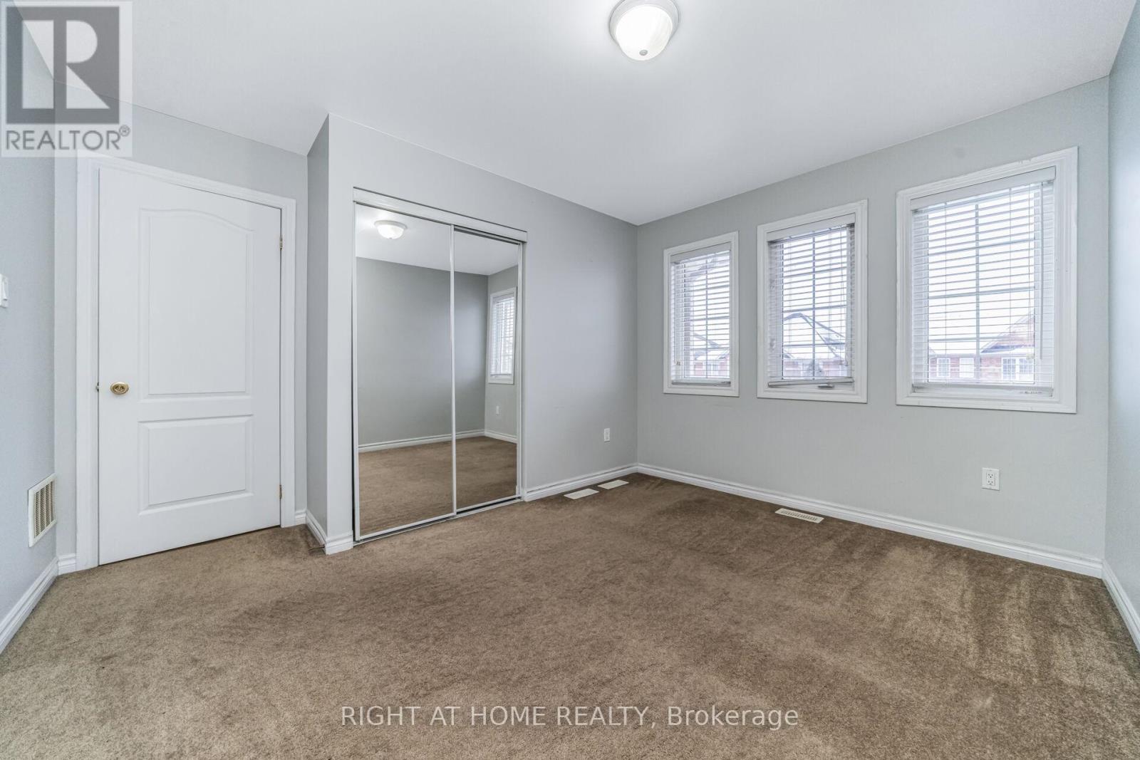 25 Mulgrave Street, Brampton, Ontario  L6P 3H5 - Photo 35 - W12806620