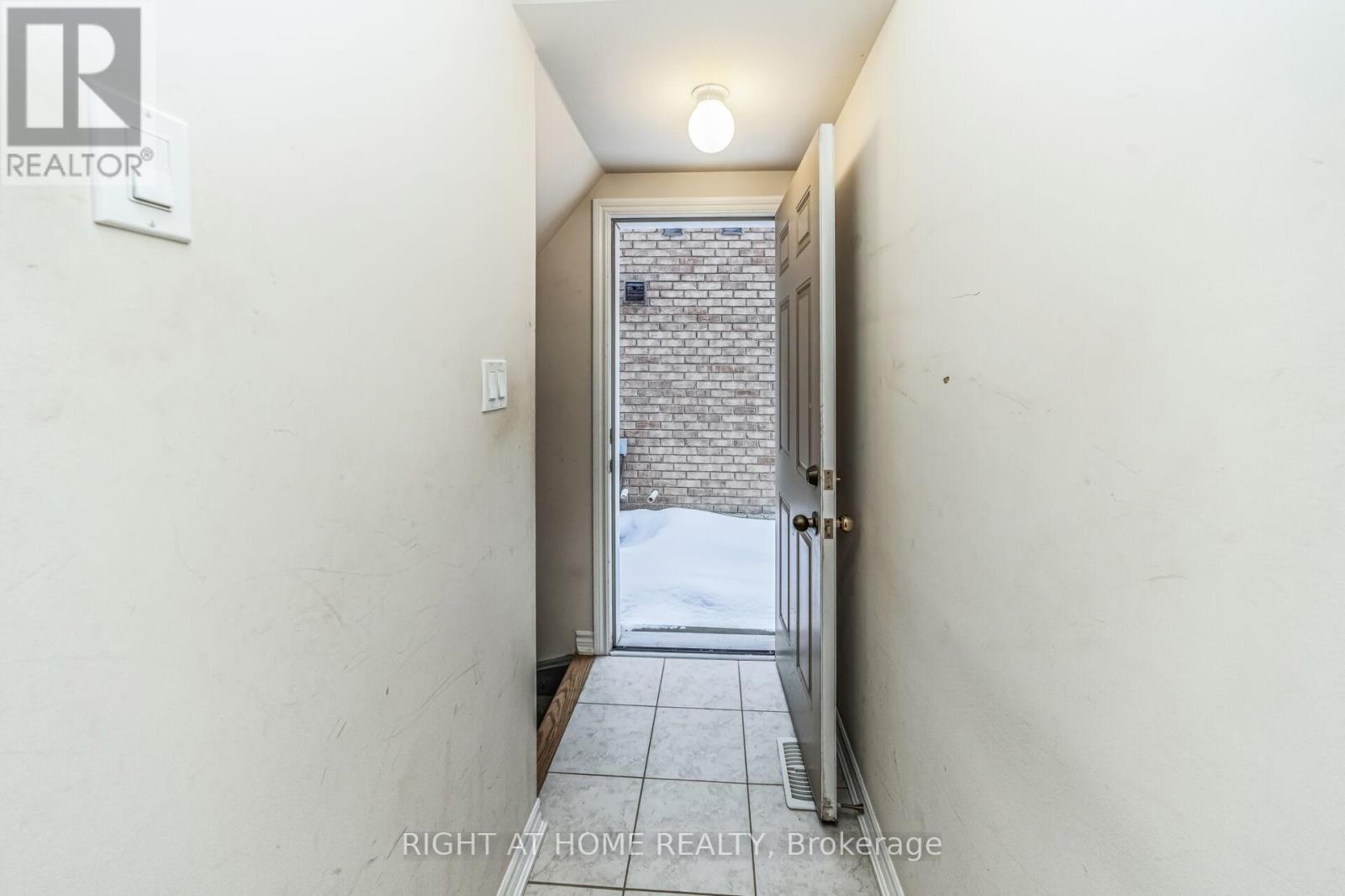 25 Mulgrave Street, Brampton, Ontario  L6P 3H5 - Photo 40 - W12806620