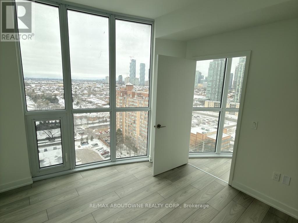 1709 - 1 Fairview Road E, Mississauga, Ontario  L5A 4C6 - Photo 14 - W12806626