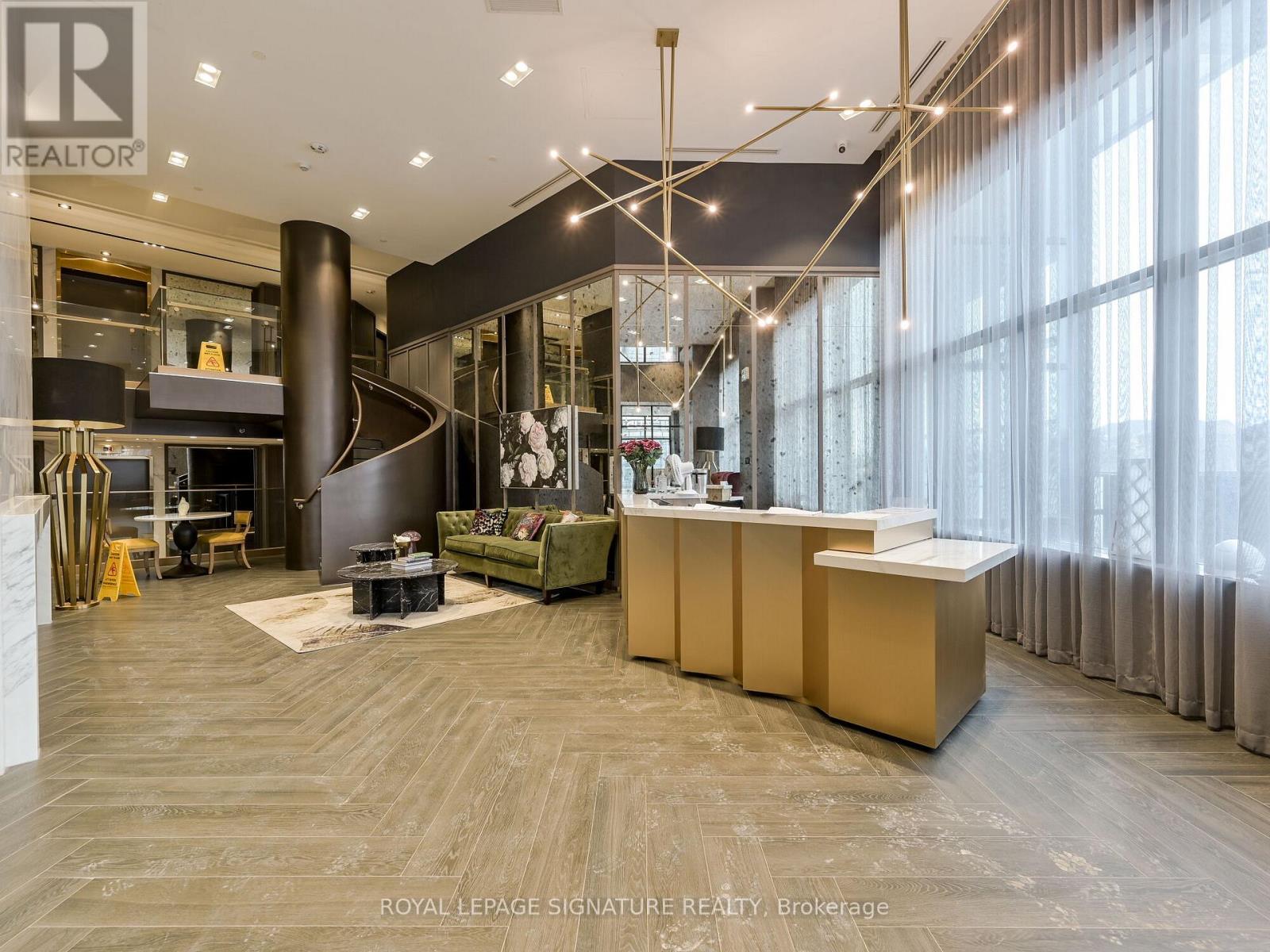 Lph22 - 395 Dundas Street W, Oakville, Ontario  L6M 5R8 - Photo 3 - W12806646