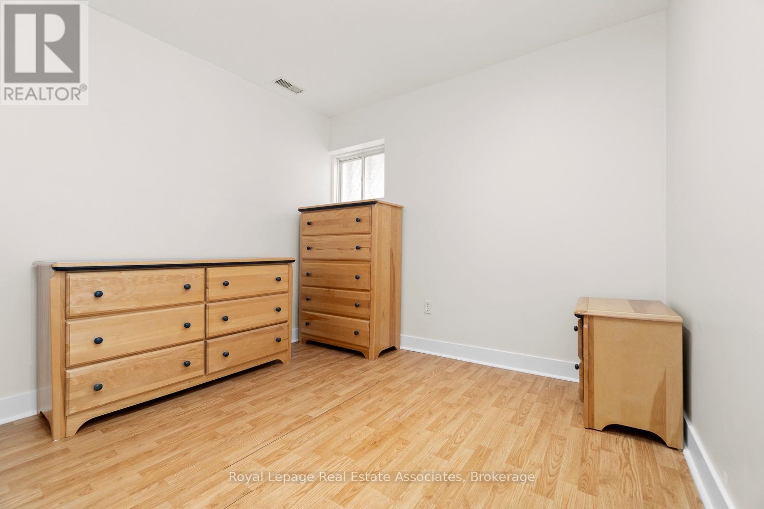 Bsmt - 7170 Para Place, Mississauga, Ontario  L5W 1L5 - Photo 12 - W12806656