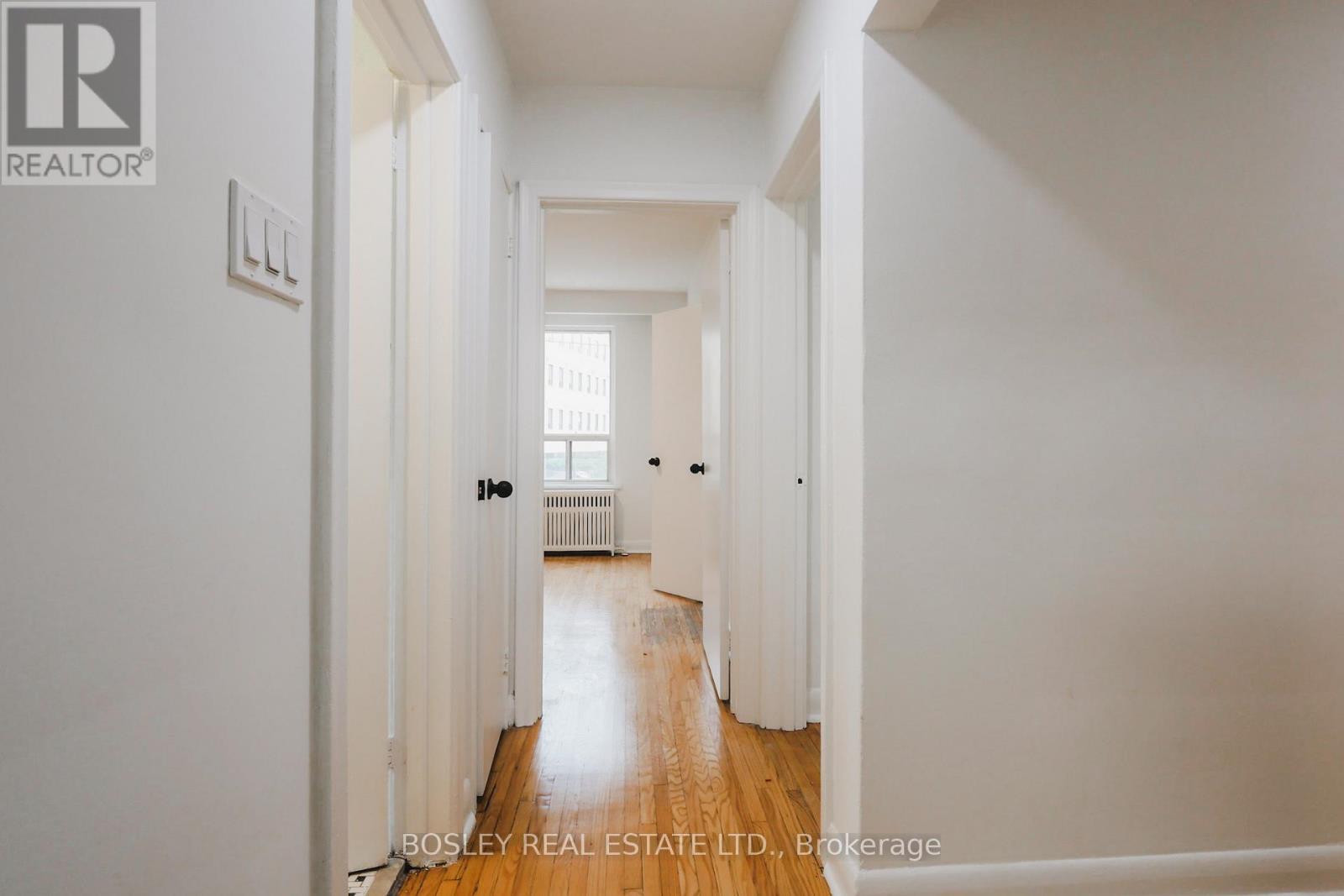 4 - 17 Calvington Drive, Toronto, Ontario  M3M 2L7 - Photo 13 - W12806668