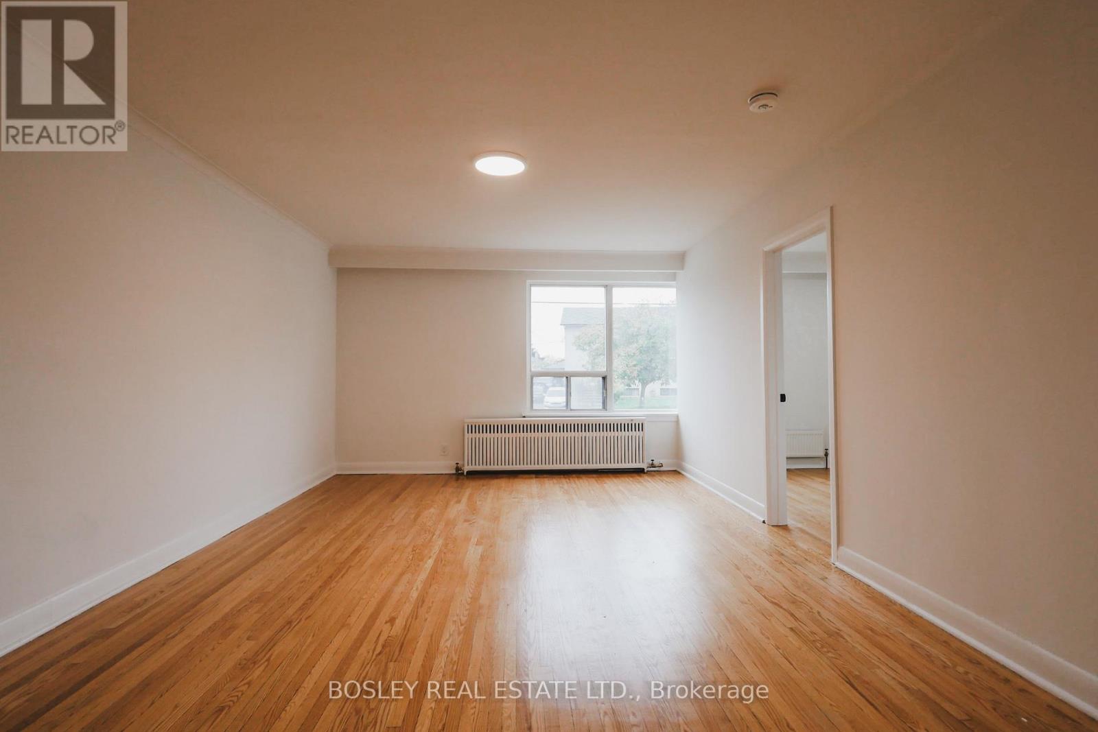 4 - 17 Calvington Drive, Toronto, Ontario  M3M 2L7 - Photo 7 - W12806668
