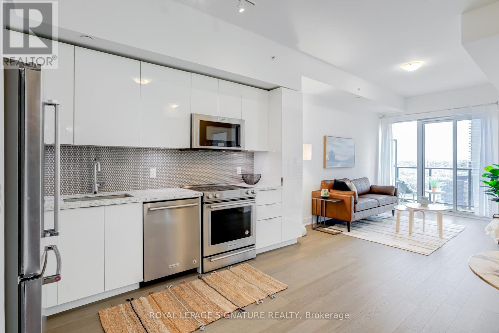 1214 - 30 Shore Breeze Drive, Toronto, Ontario  M8V 0J1 - Photo 4 - W12806678