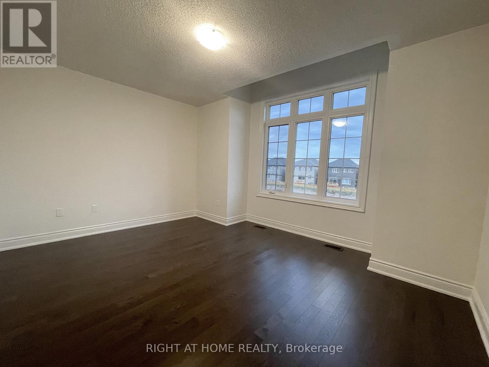 38 Gladmary Drive, Brampton (Bram West), Ontario  L6Y 6K9 - Photo 11 - W12806762