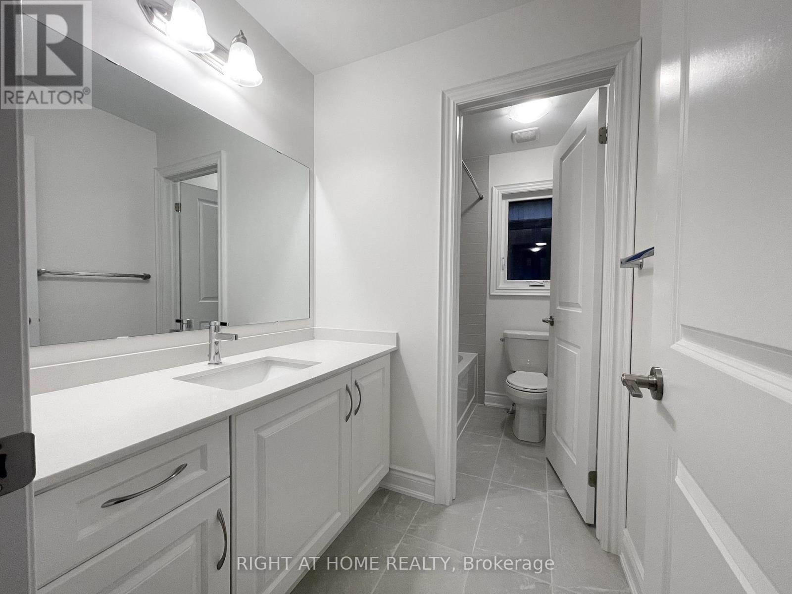 38 Gladmary Drive, Brampton (Bram West), Ontario  L6Y 6K9 - Photo 14 - W12806762