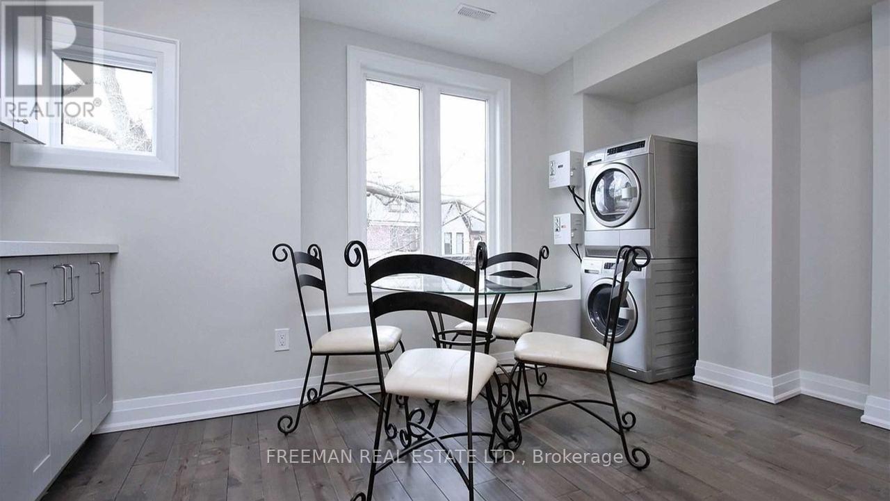 Upper - 359 Margueretta Street, Toronto (Dovercourt-Wallace Emerson-Junction), Ontario  M6H 3S6 - Photo 6 - W12806786