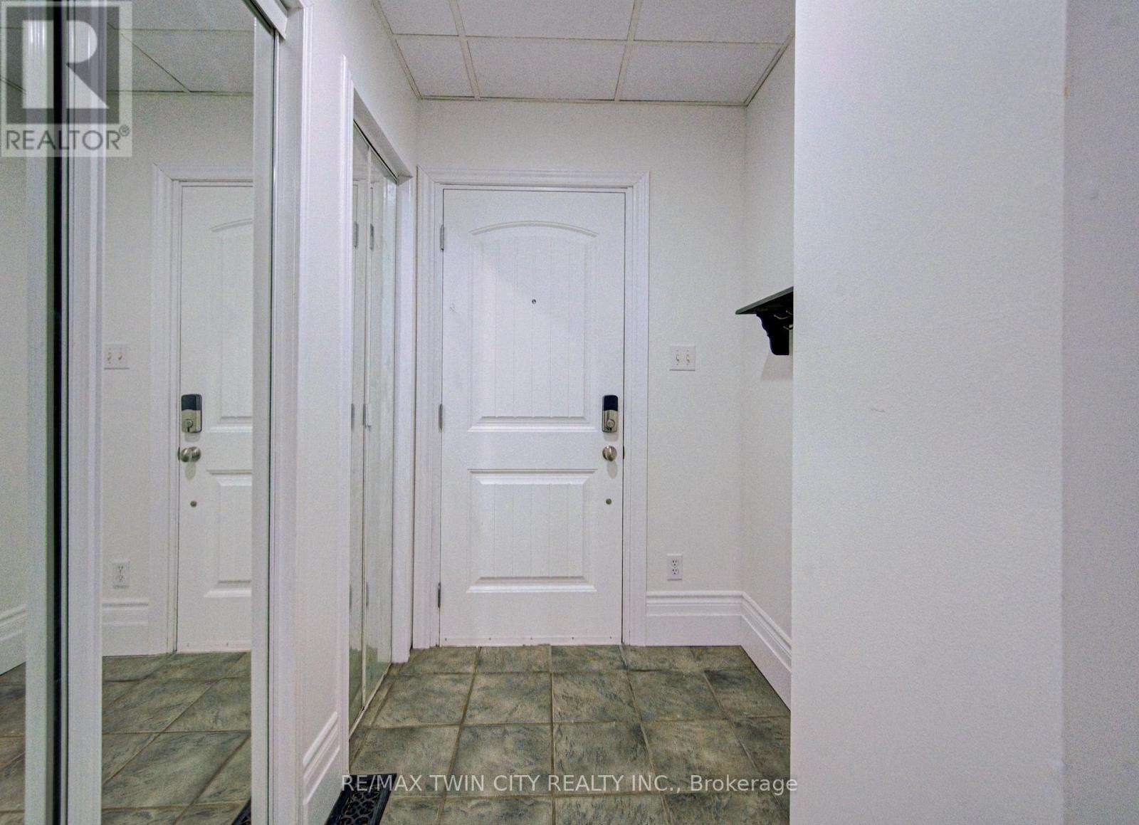 186 Wellington Street, Cambridge, Ontario  N1R 3Z3 - Photo 22 - X12806600