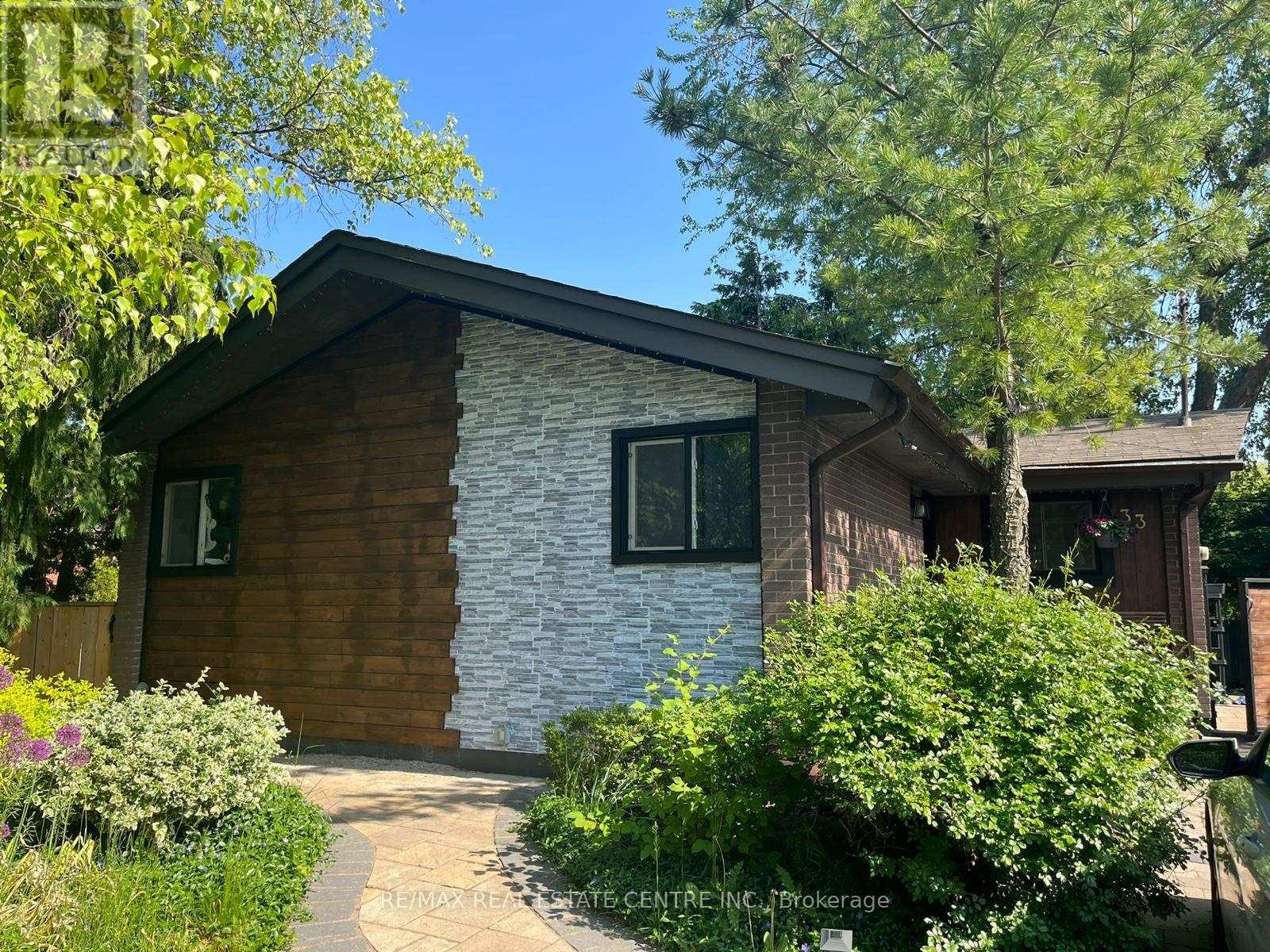 UPPER - 33 WESTWAY PLACE, Hamilton, Ontario