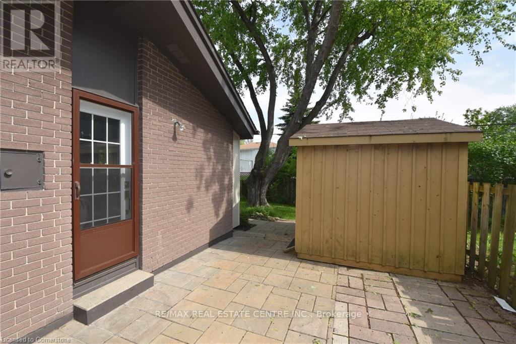 Upper - 33 Westway Place, Hamilton, Ontario  L9C 2E9 - Photo 4 - X12806612