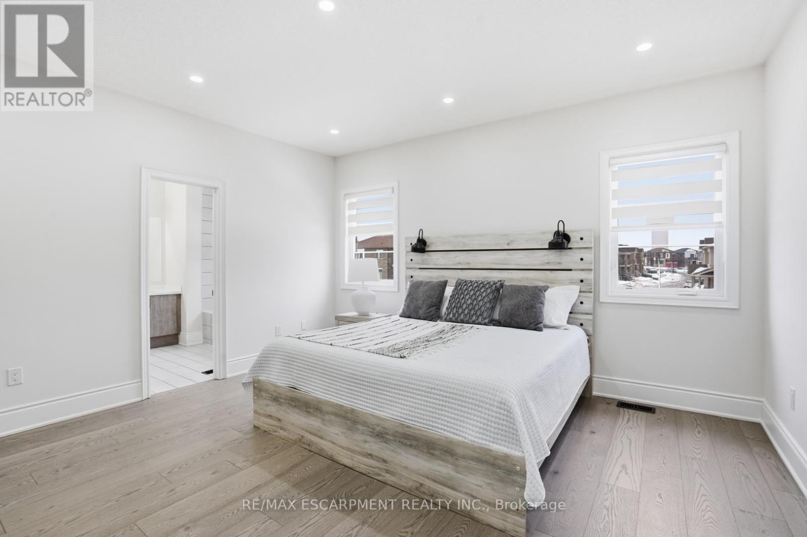 195 Granite Ridge Trail, Hamilton, Ontario  L8B 1Z1 - Photo 24 - X12806622