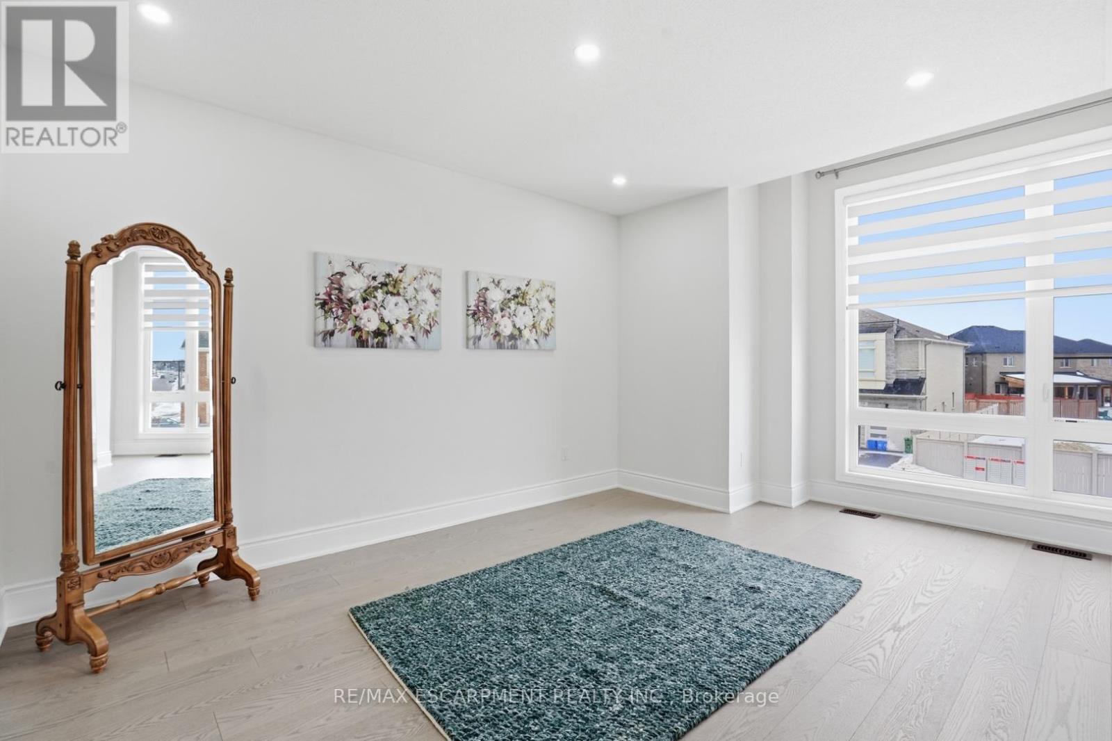 195 Granite Ridge Trail, Hamilton, Ontario  L8B 1Z1 - Photo 33 - X12806622