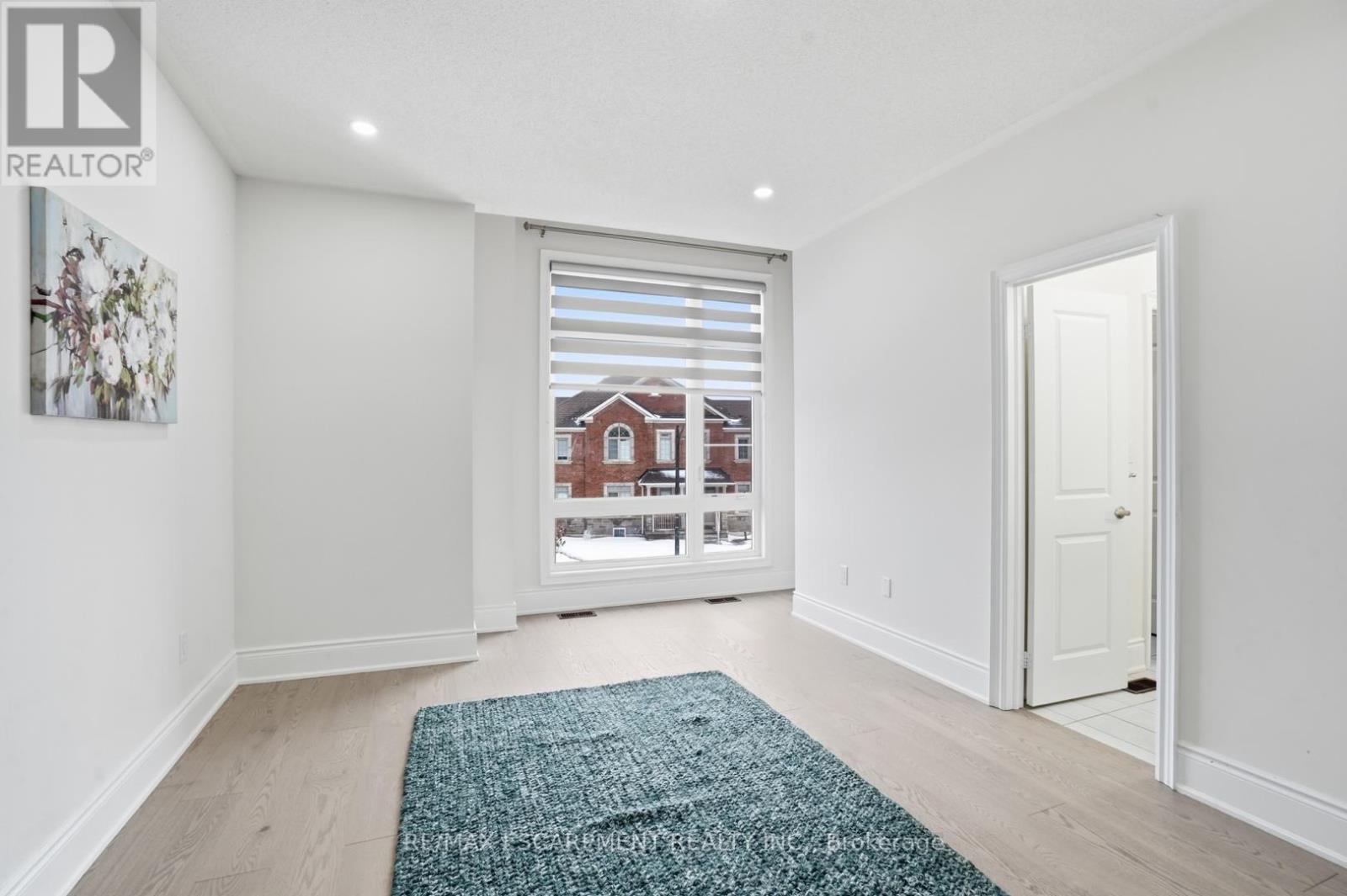 195 Granite Ridge Trail, Hamilton, Ontario  L8B 1Z1 - Photo 34 - X12806622