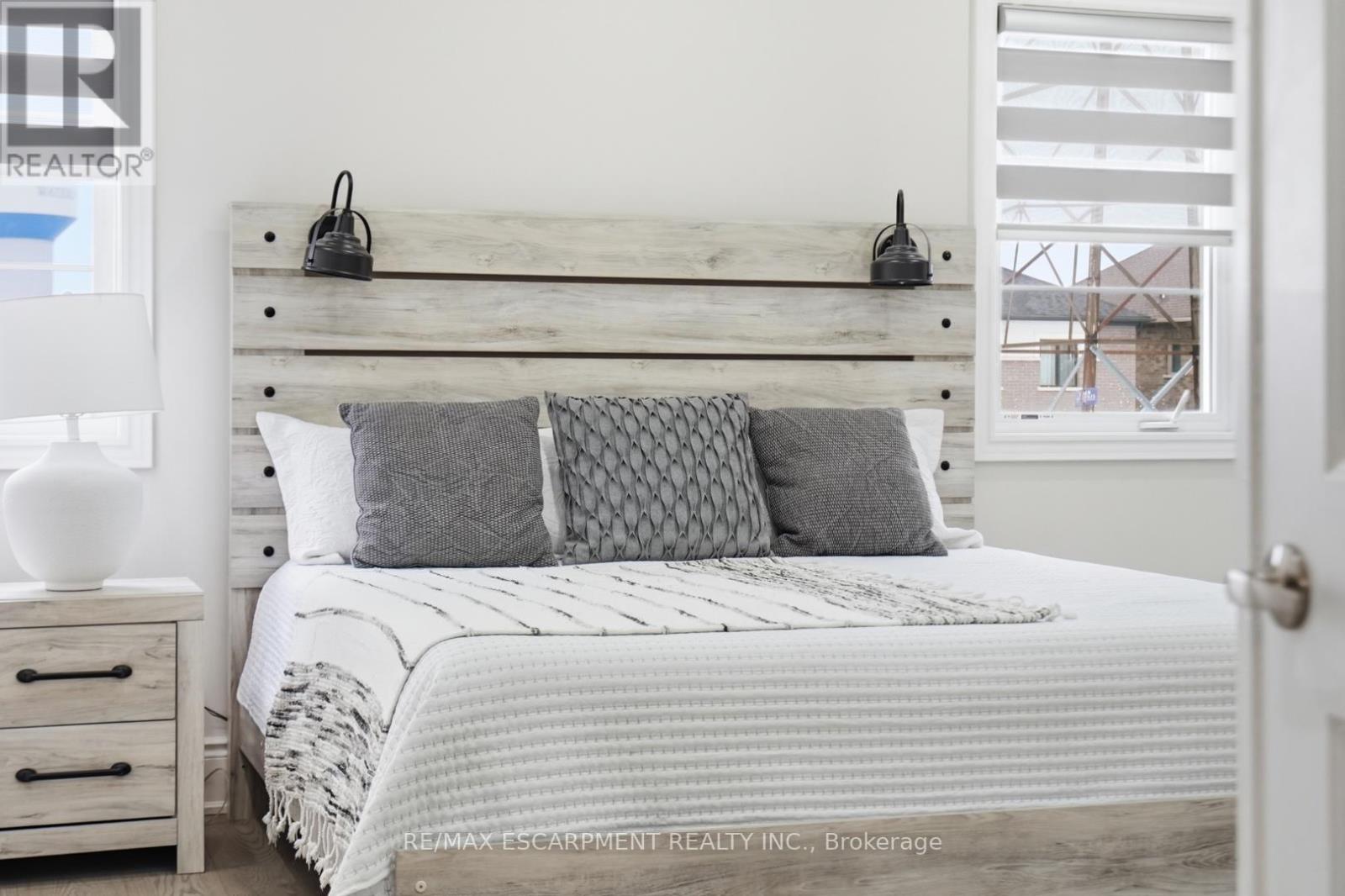 195 Granite Ridge Trail, Hamilton, Ontario  L8B 1Z1 - Photo 40 - X12806622