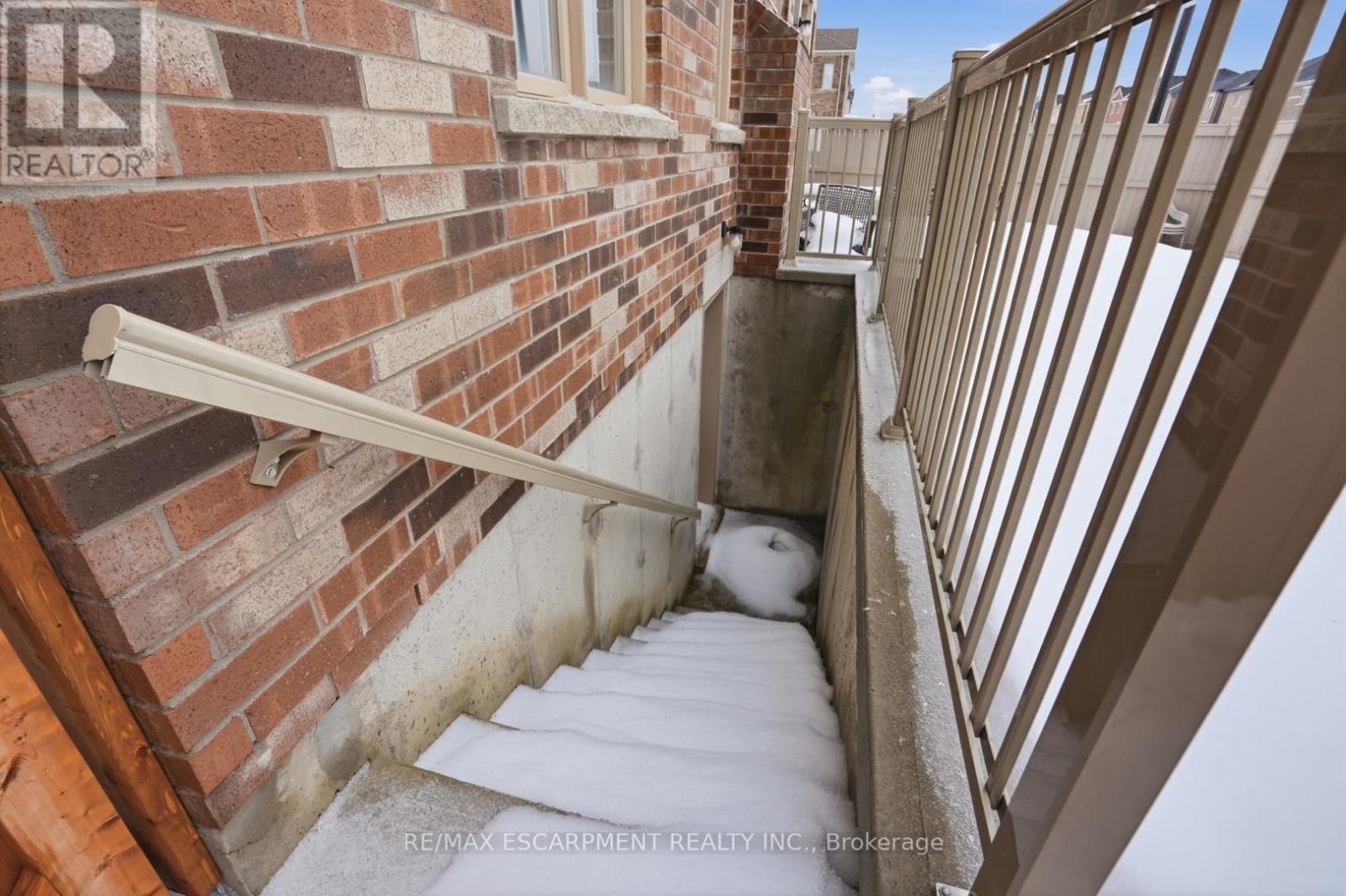 195 Granite Ridge Trail, Hamilton, Ontario  L8B 1Z1 - Photo 46 - X12806622