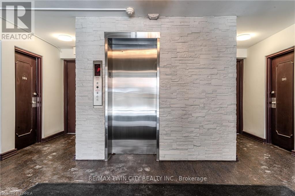 502 - 200 Charlton Avenue E, Hamilton, Ontario  L8N 1Z1 - Photo 4 - X12806722