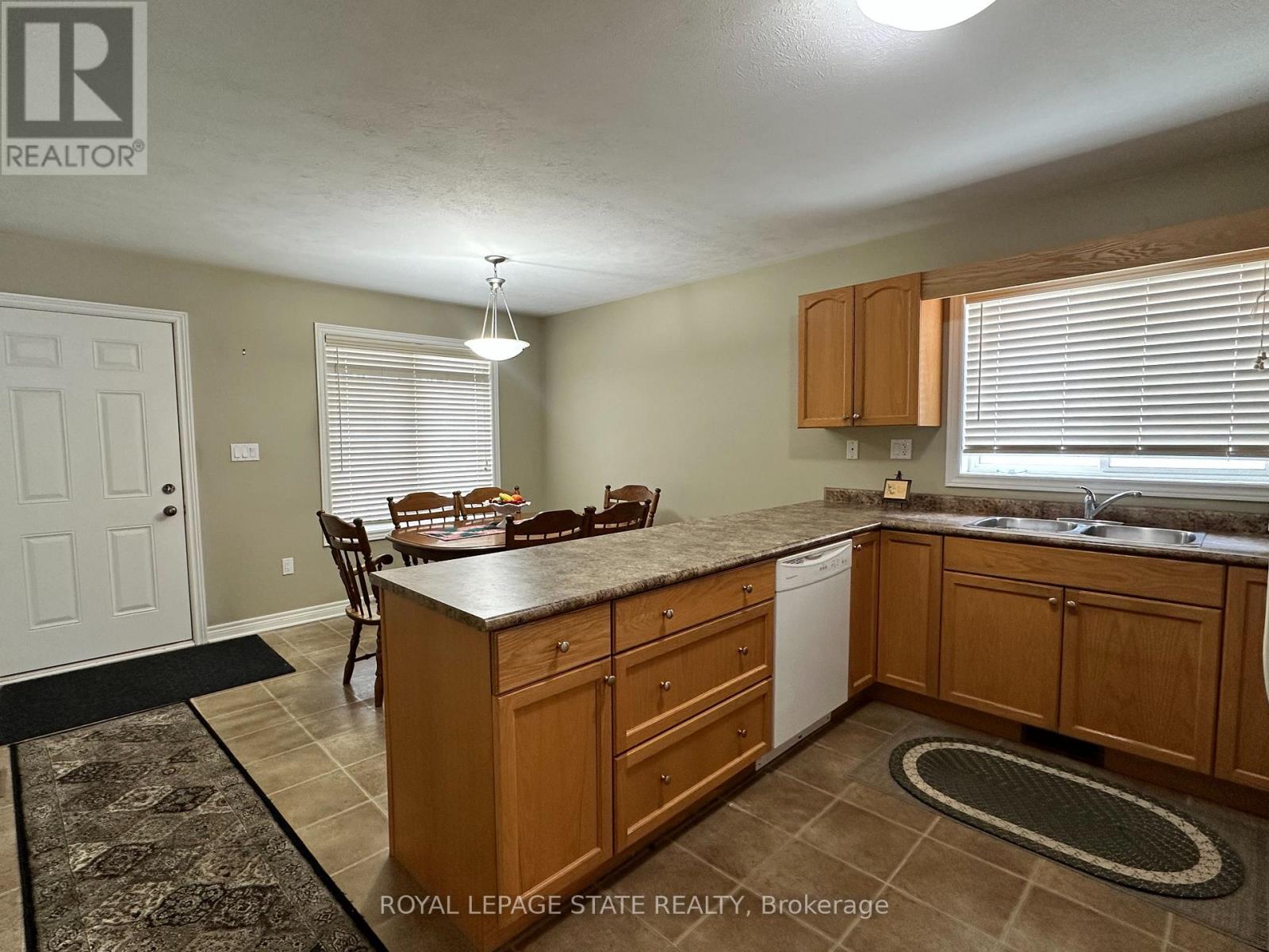 154 Forest Street E, Haldimand, Ontario  N1A 1C1 - Photo 9 - X12806782