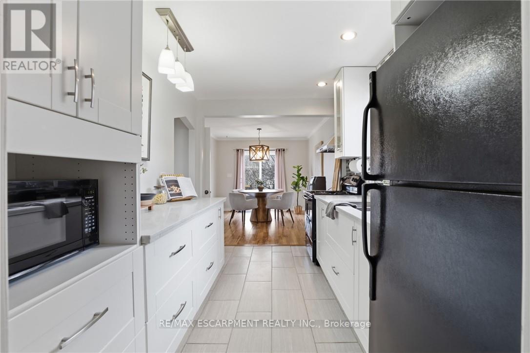 32 Audrey Street, Hamilton, Ontario  L8V 1G4 - Photo 11 - X12806784