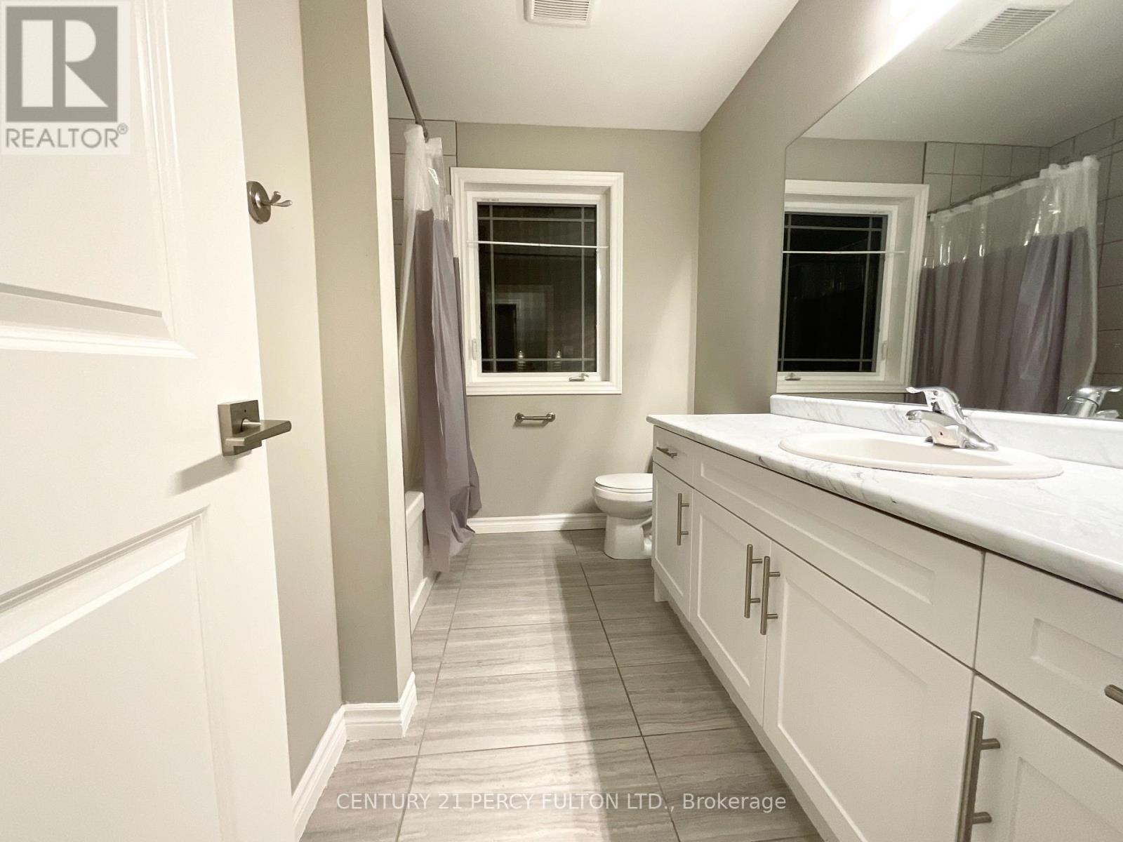 18 Hartfield Street, Ingersoll, Ontario  N5C 0C4 - Photo 12 - X12696842