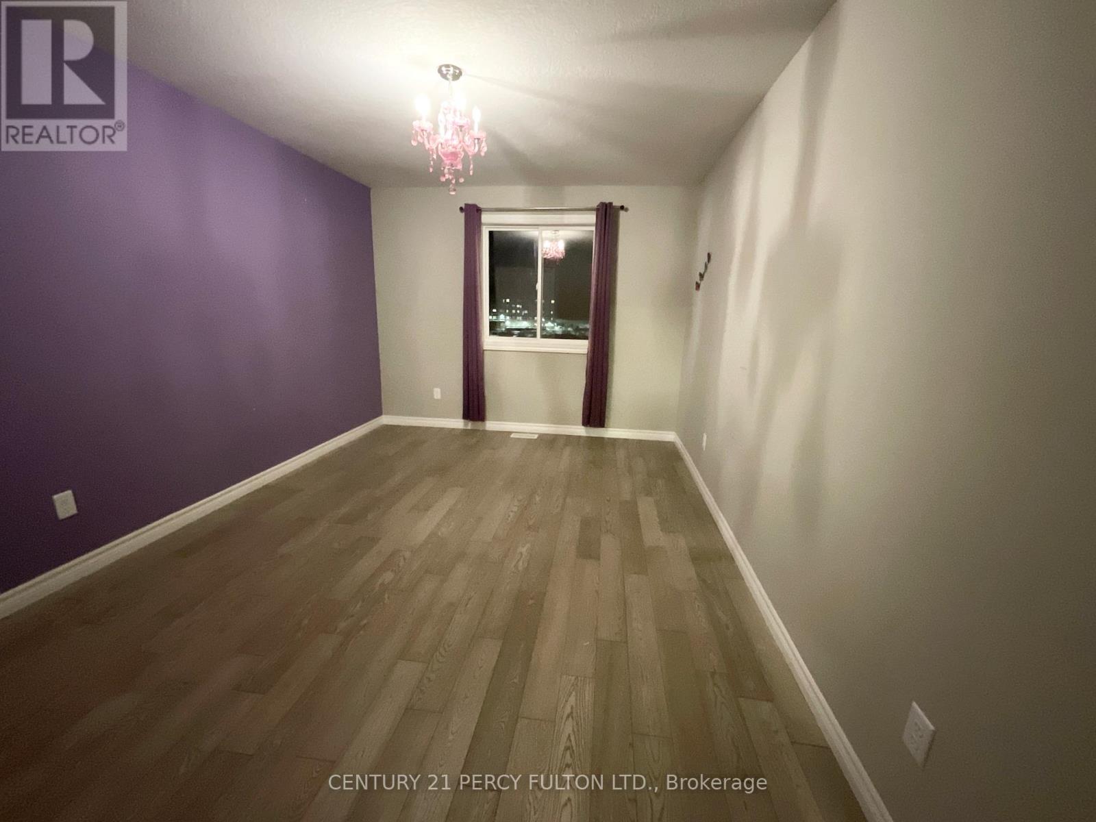 18 Hartfield Street, Ingersoll, Ontario  N5C 0C4 - Photo 8 - X12696842