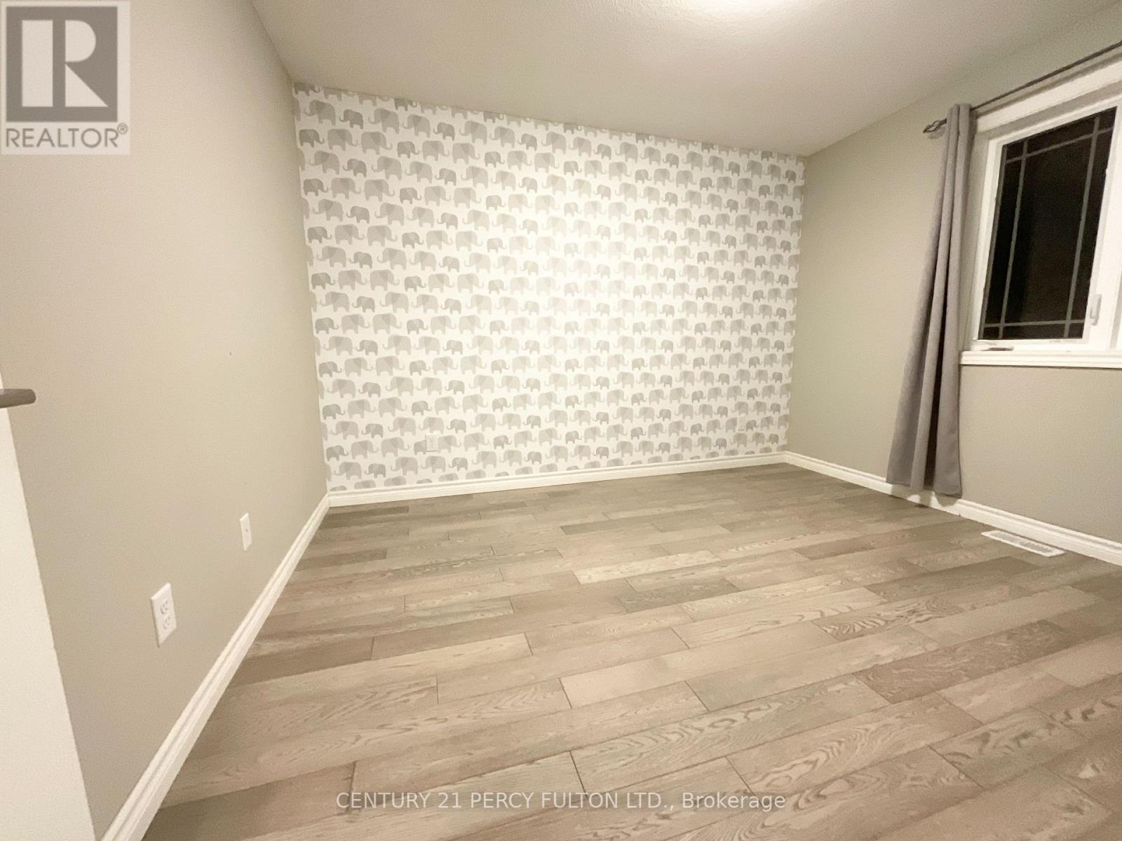 18 Hartfield Street, Ingersoll, Ontario  N5C 0C4 - Photo 11 - X12696842