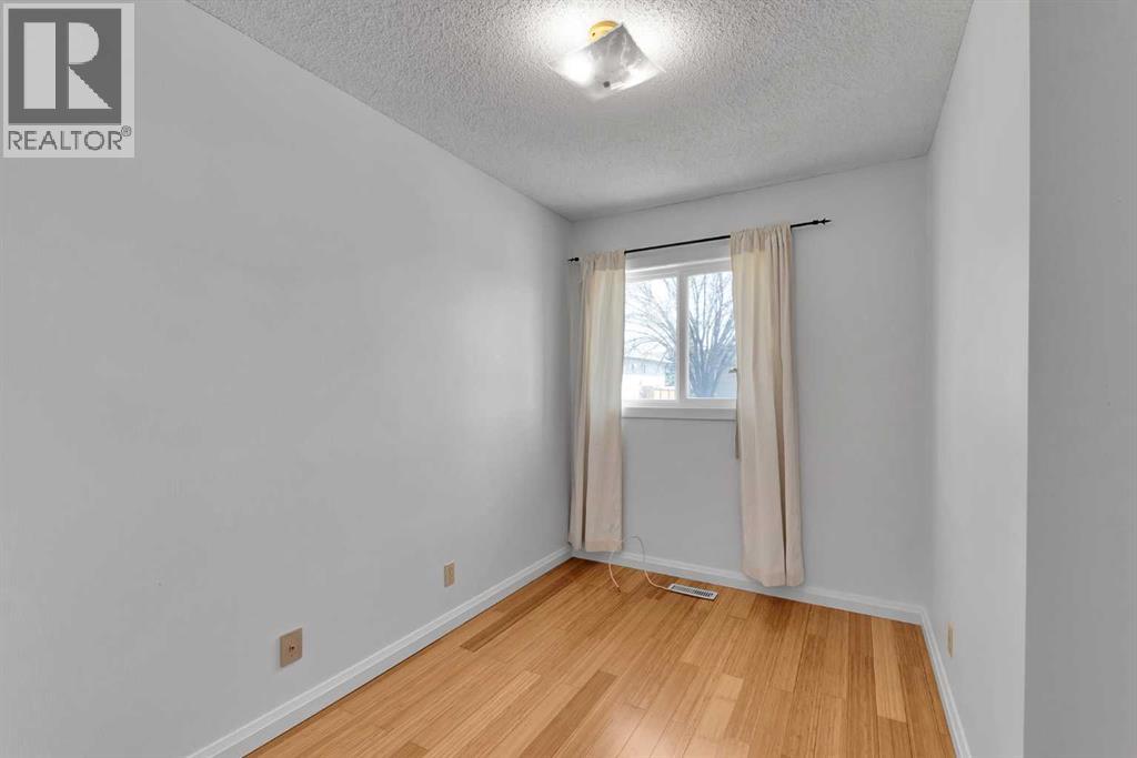 4056 44 Avenue Ne, Calgary, Alberta  T1Y 5X9 - Photo 23 - A2285903