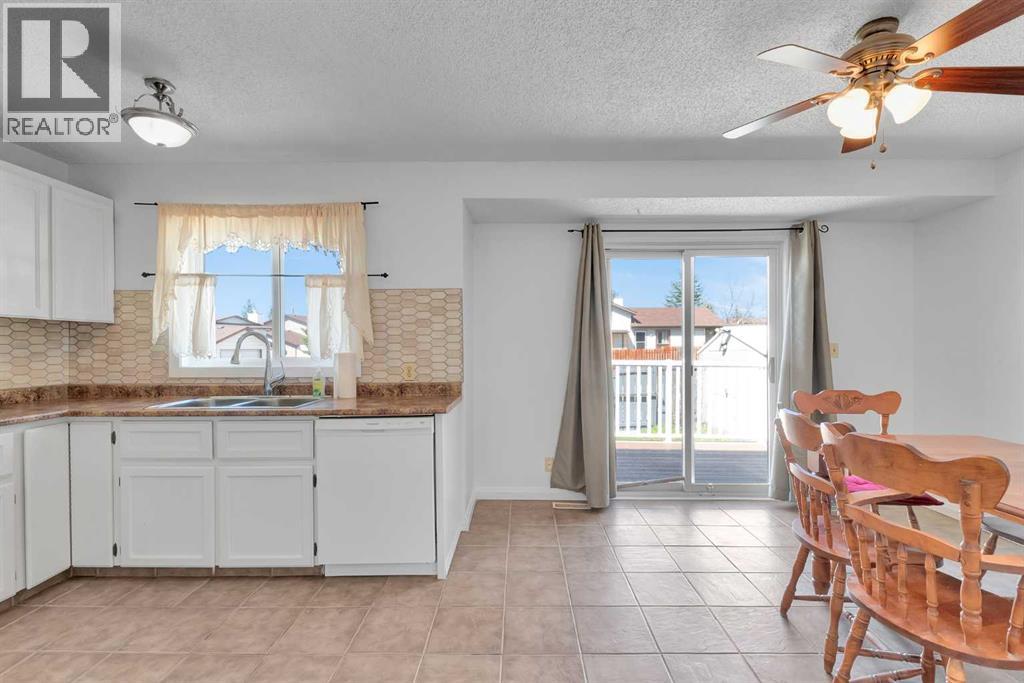 4056 44 Avenue Ne, Calgary, Alberta  T1Y 5X9 - Photo 9 - A2285903