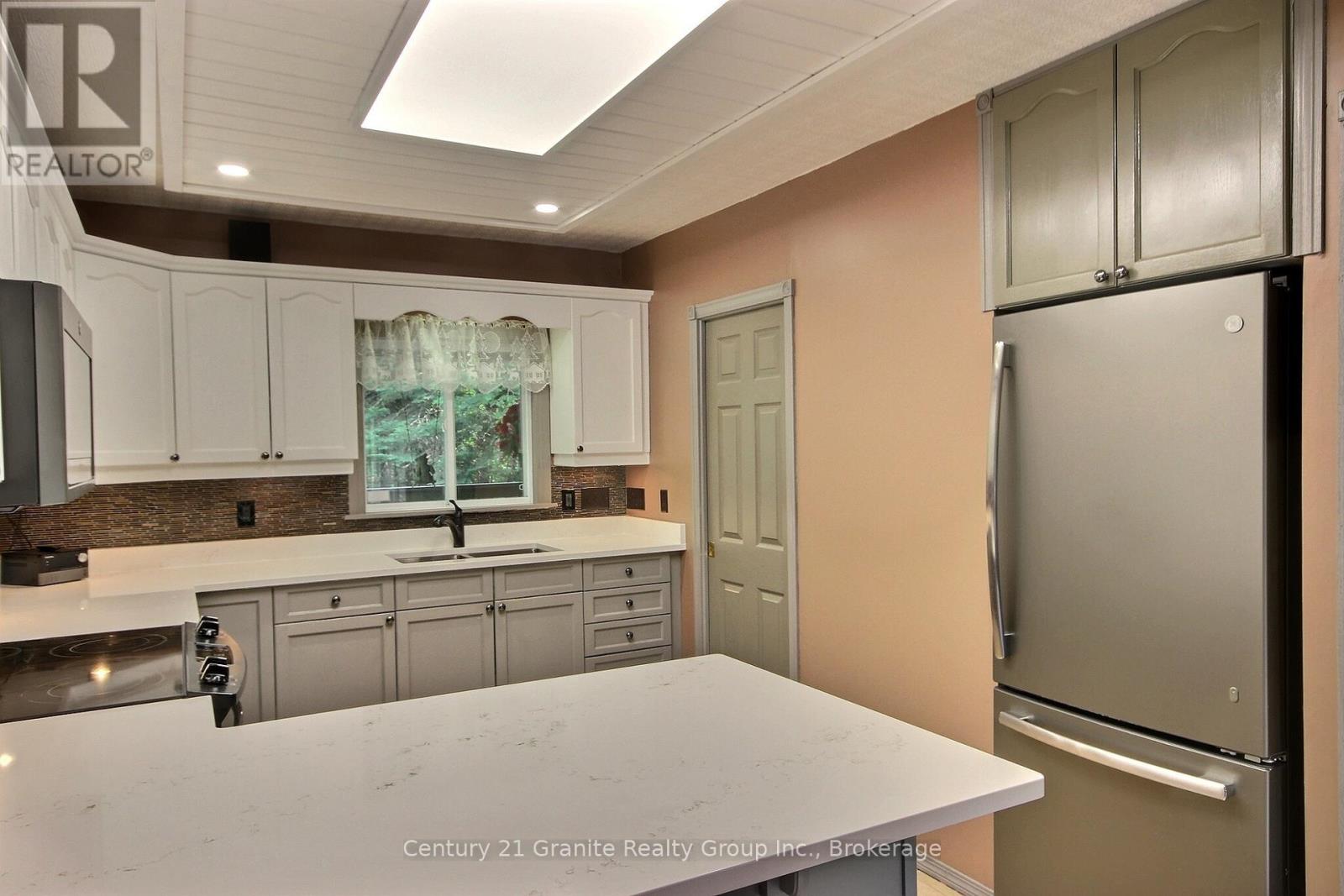 1082 Green Lake Road, Algonquin Highlands (Stanhope), Ontario  K0M 1J1 - Photo 18 - X12806862